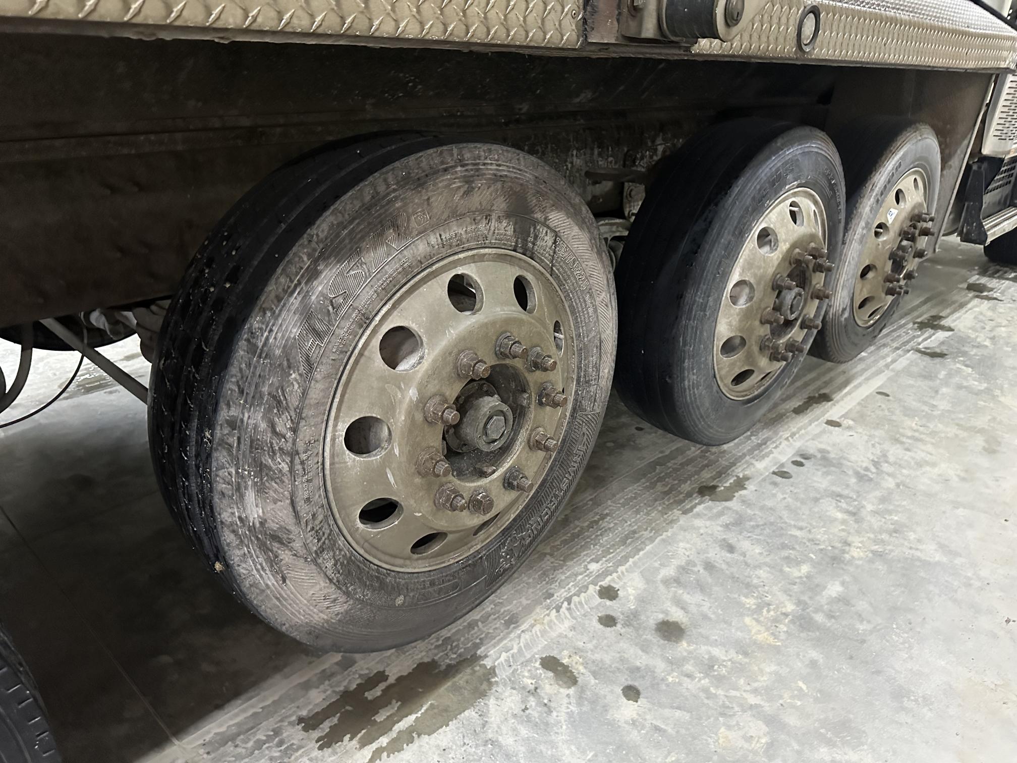 2018 MACK Granite GU713 - Image 19