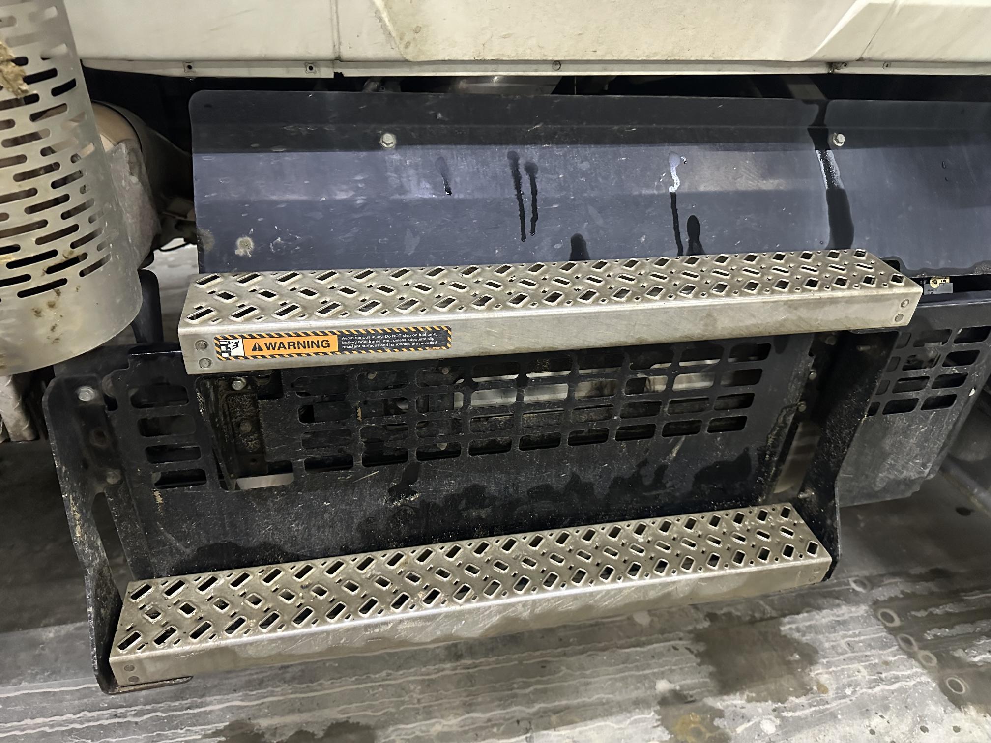 2018 MACK Granite GU713 - Image 22