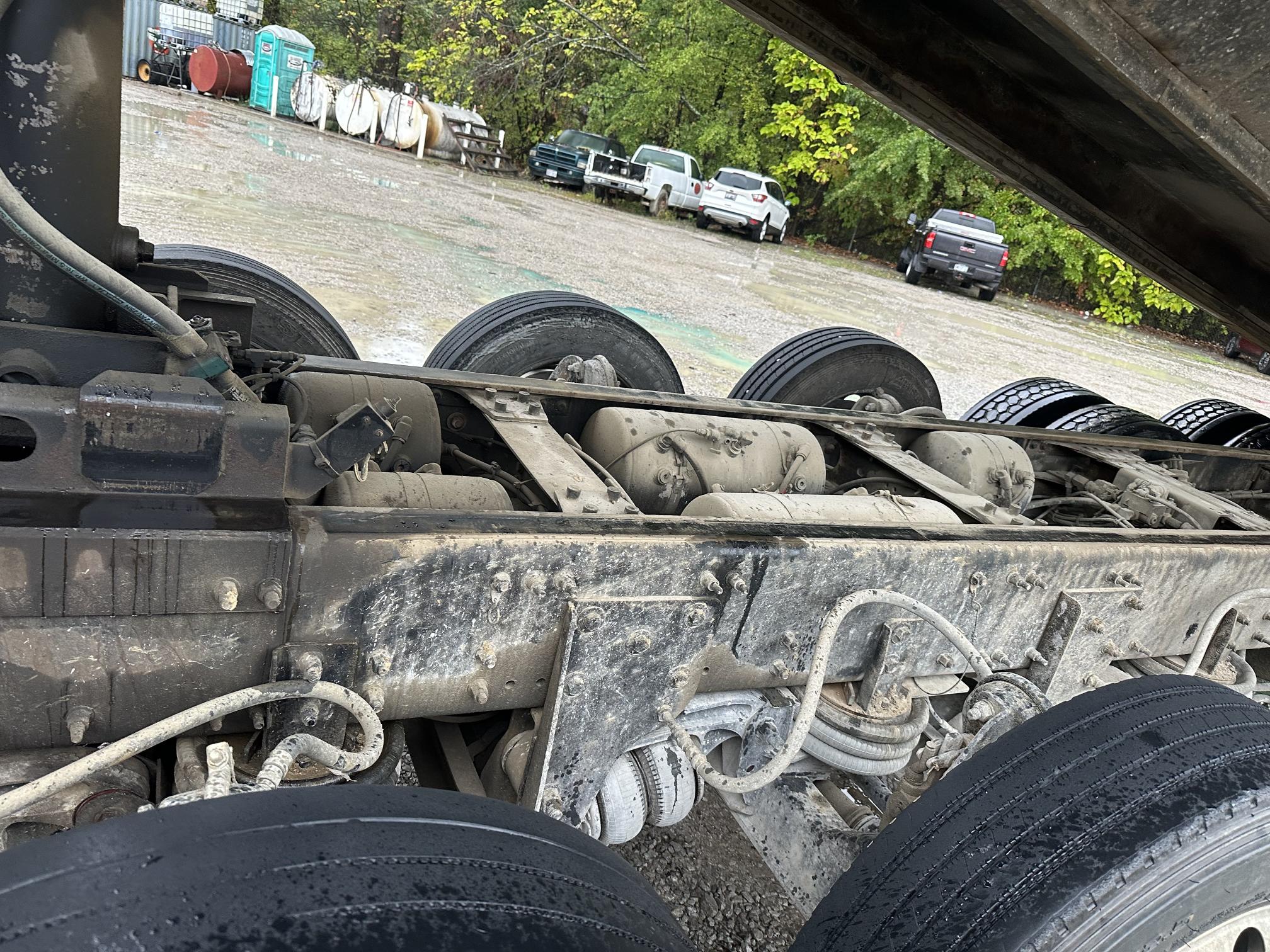 2018 MACK Granite GU713 - Image 24