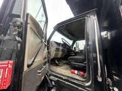 2006 STERLING L9500 - Image 29