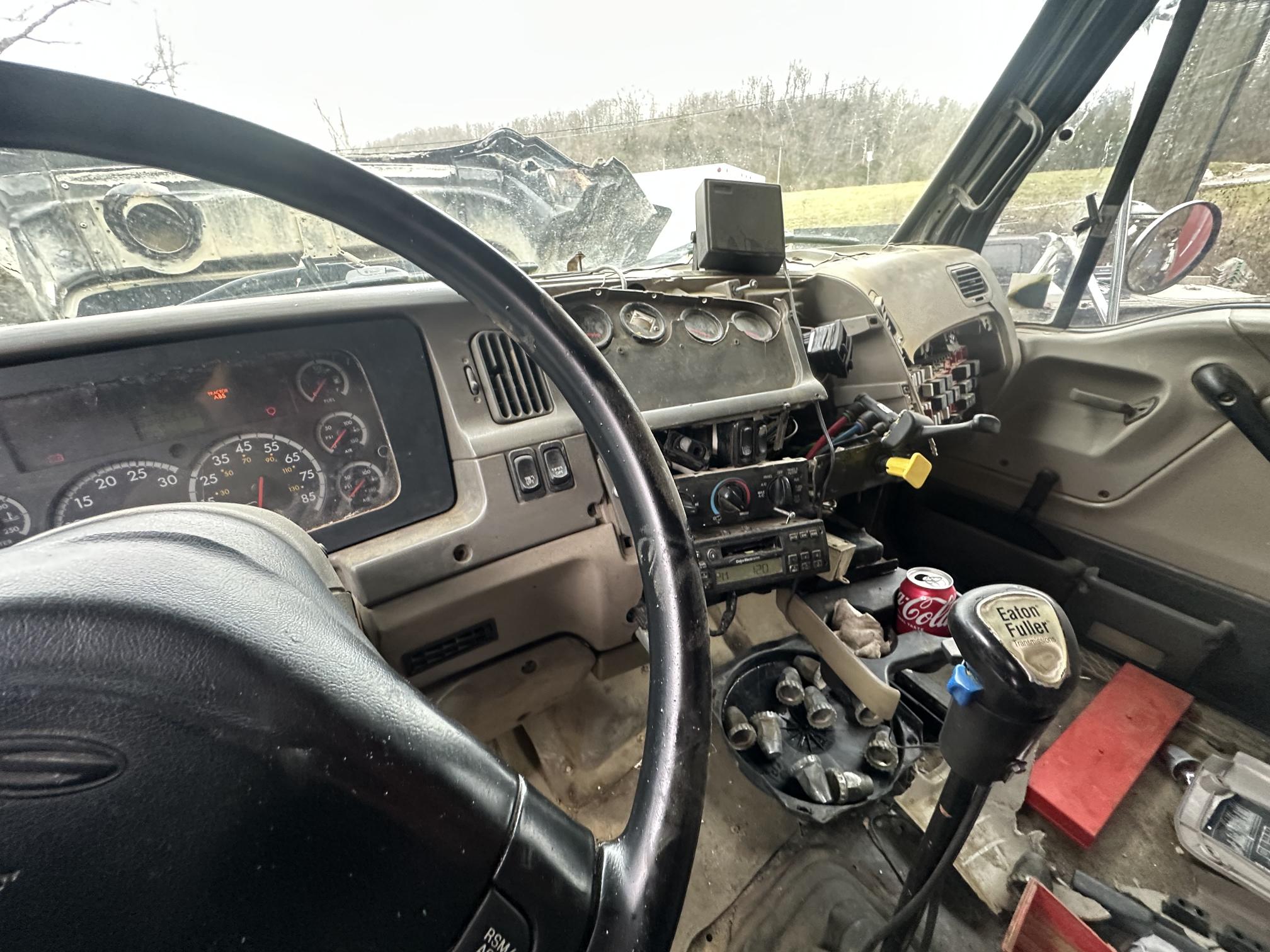 2006 STERLING L9500 - Image 33