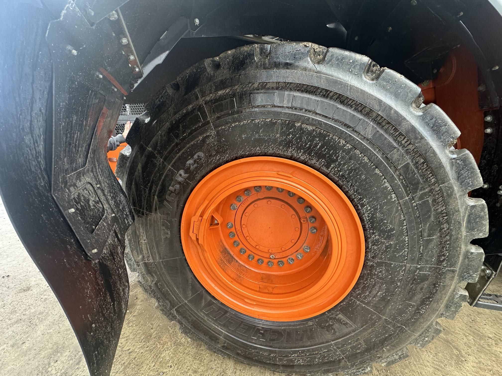 2021 HITACHI ZW370-6HC - Image 27