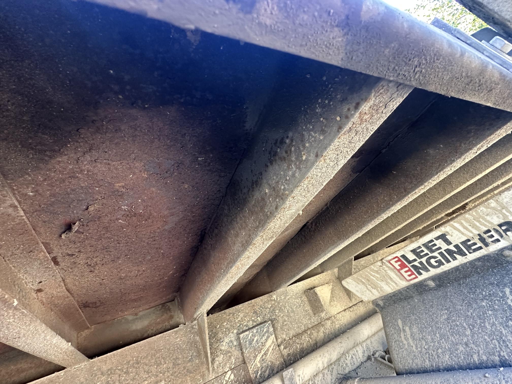 2000 STERLING AT9513 - Image 13