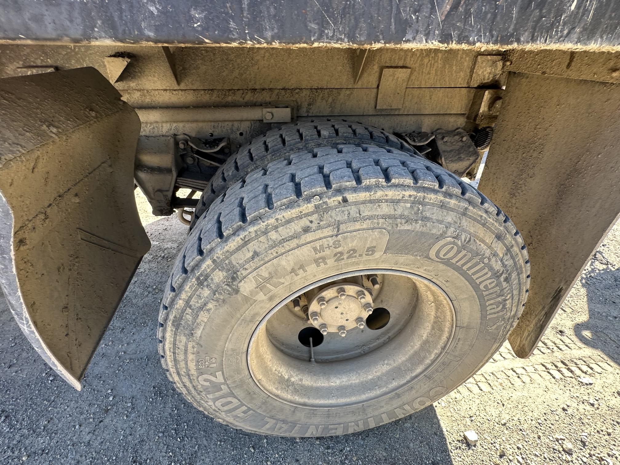 2000 STERLING AT9513 - Image 14