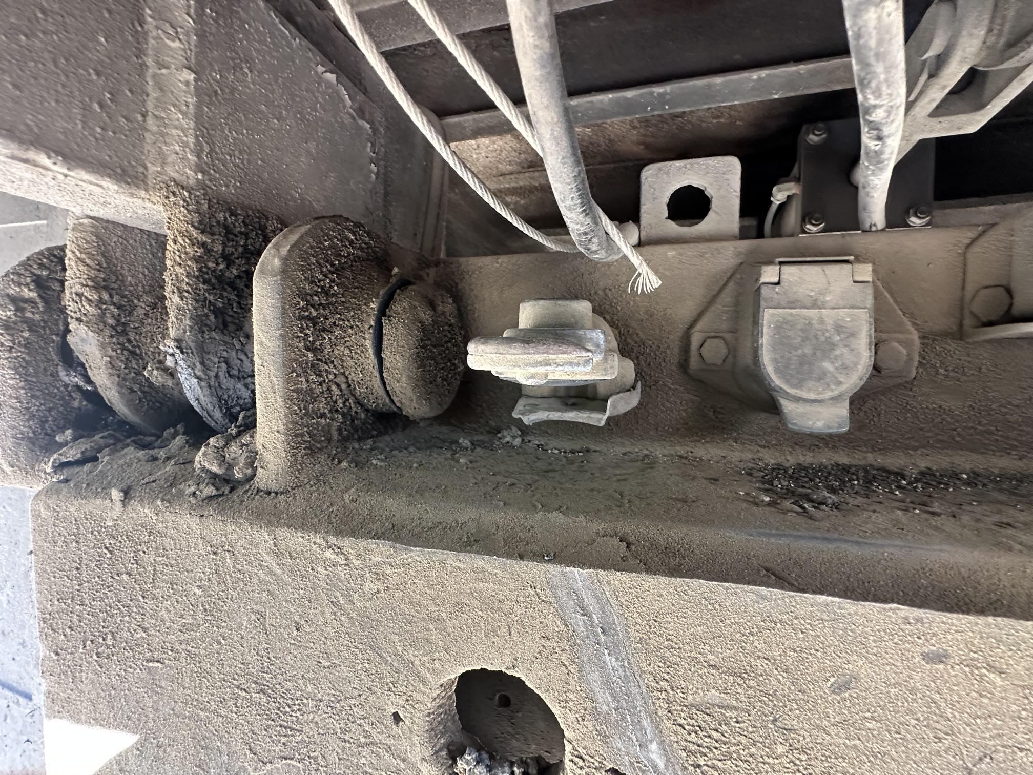 2000 STERLING AT9513 - Image 17