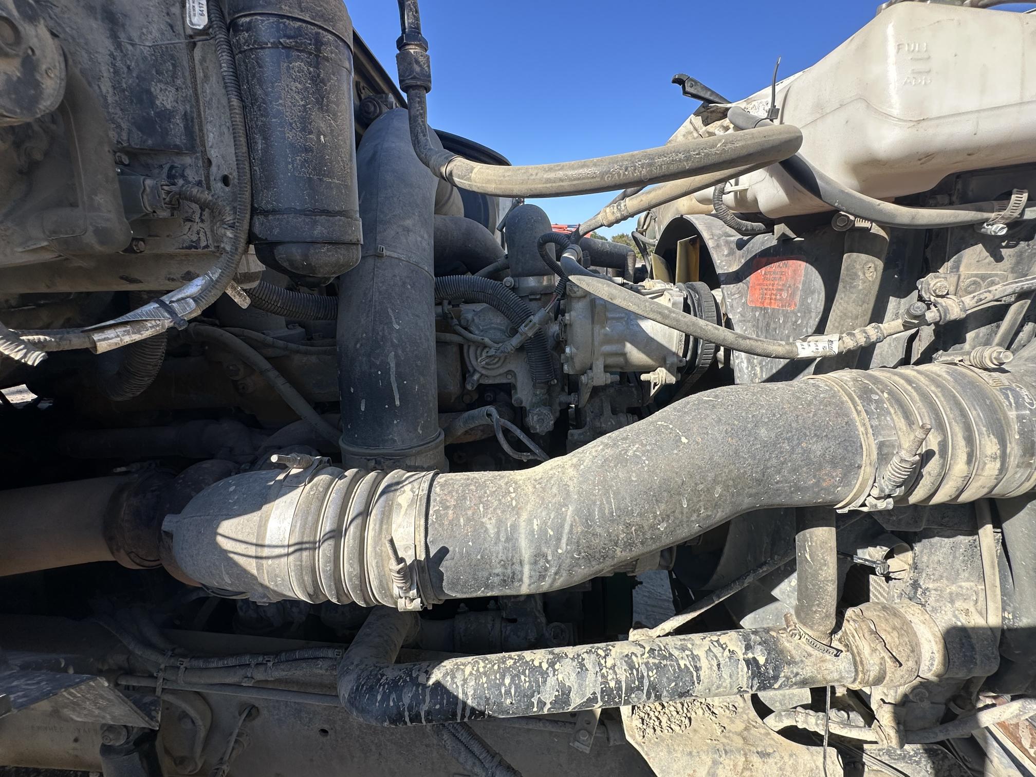 2000 STERLING AT9513 - Image 25