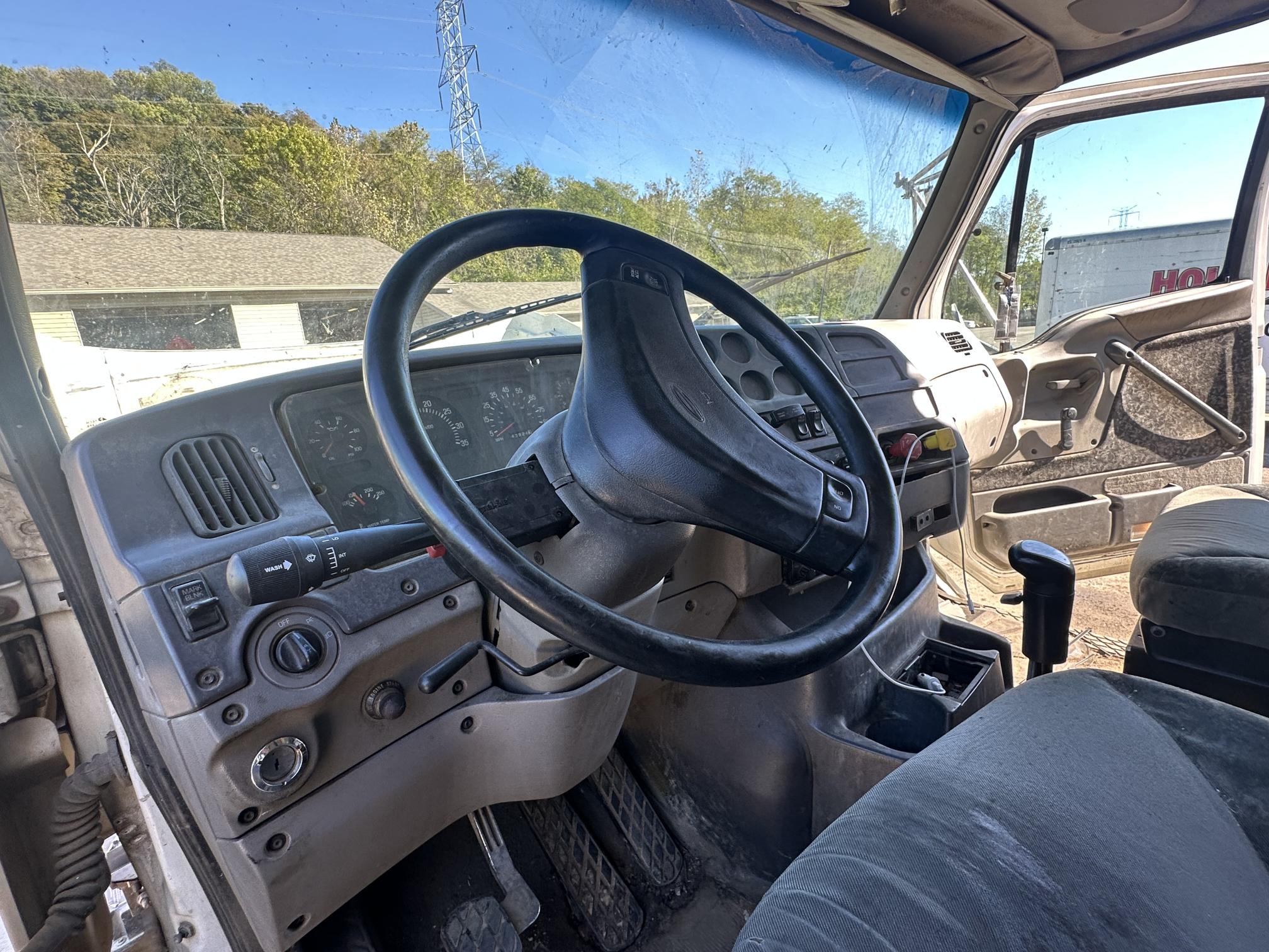 2000 STERLING AT9513 - Image 34