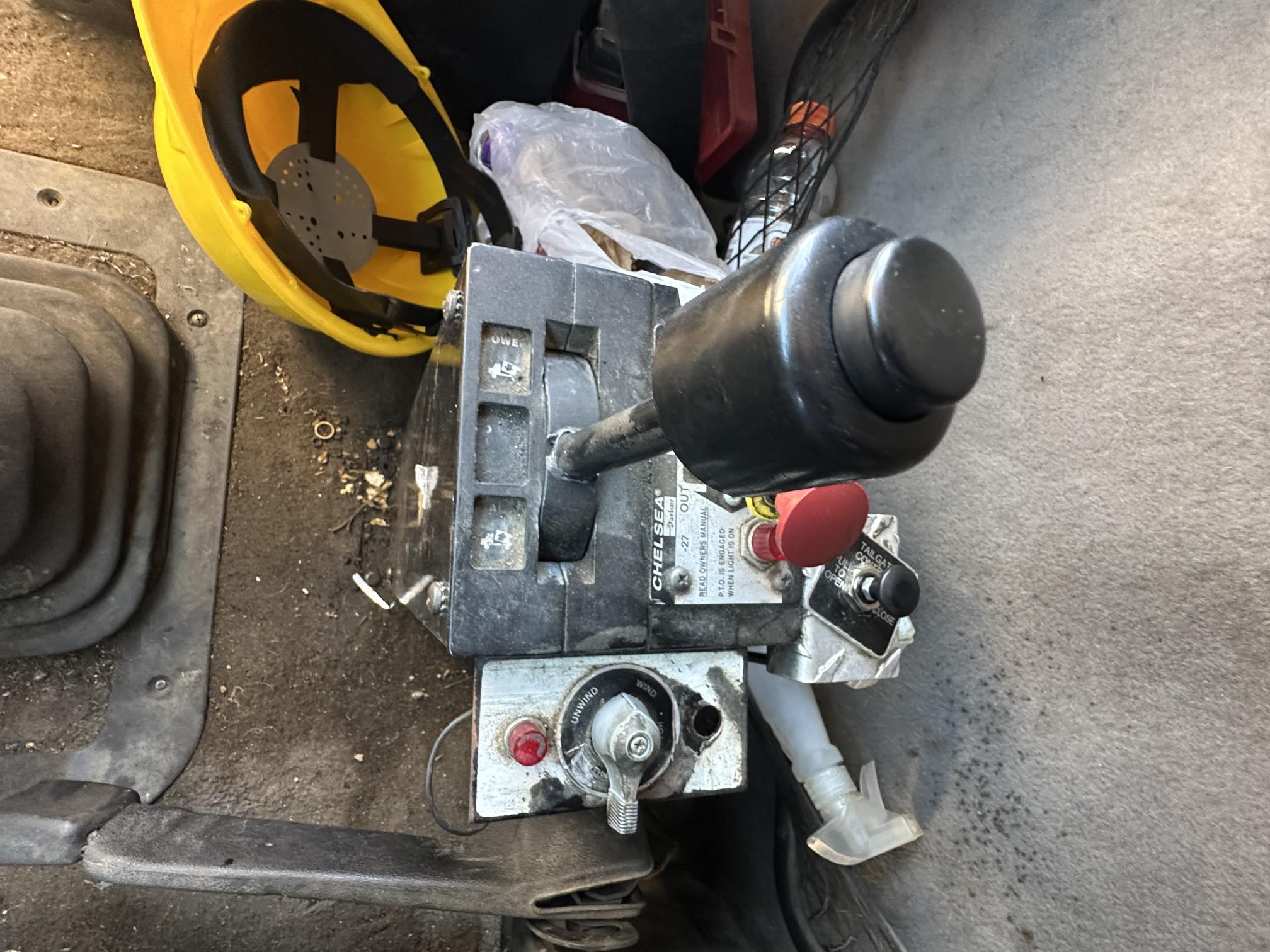 2000 STERLING AT9513 - Image 42