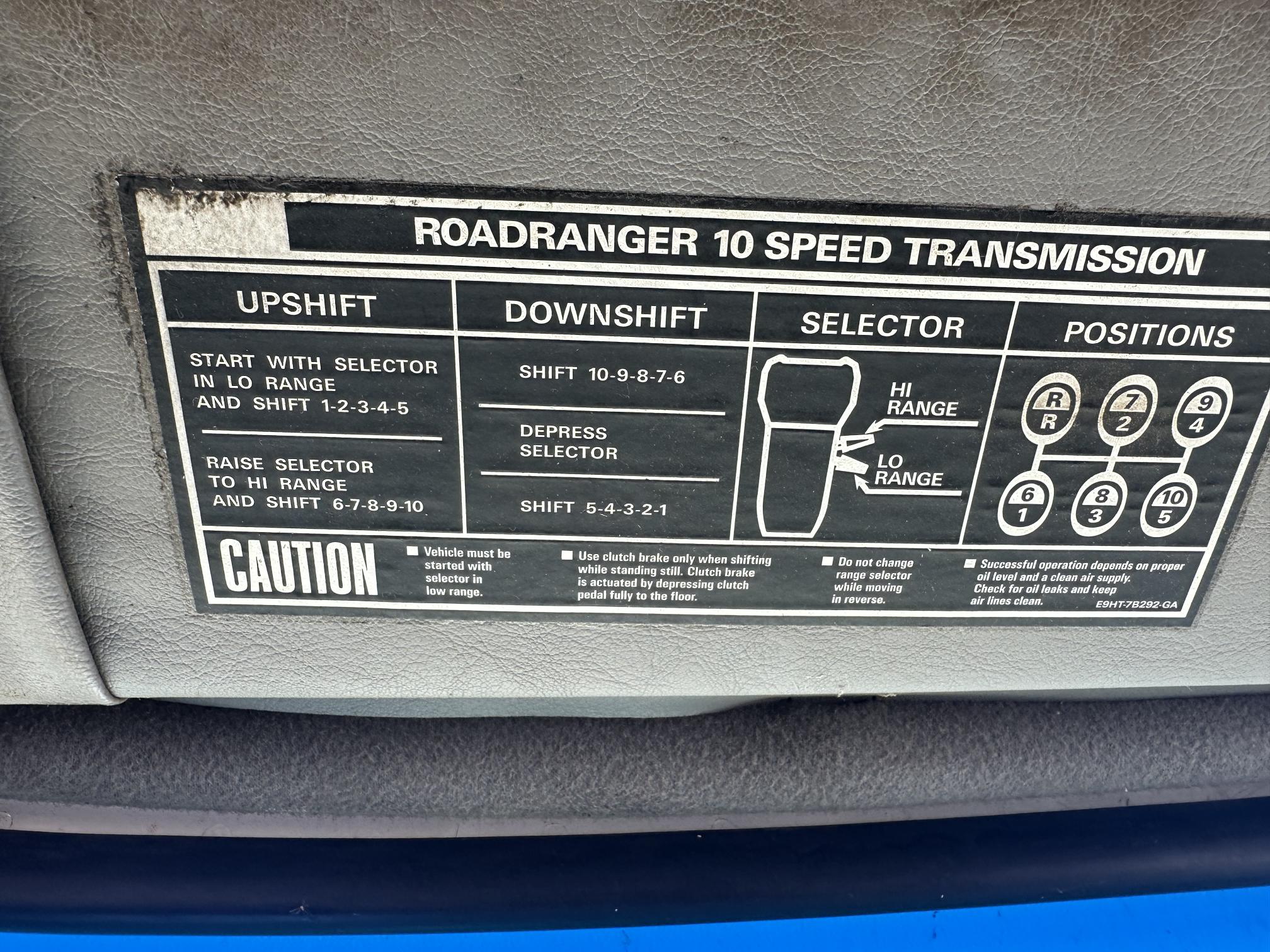 2000 STERLING AT9513 - Image 43