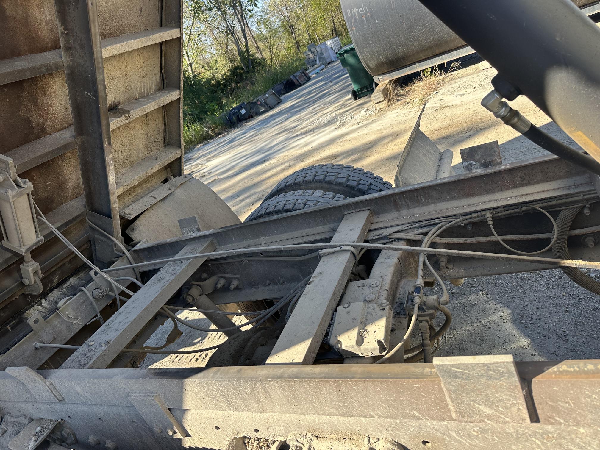 2000 STERLING AT9513 - Image 27