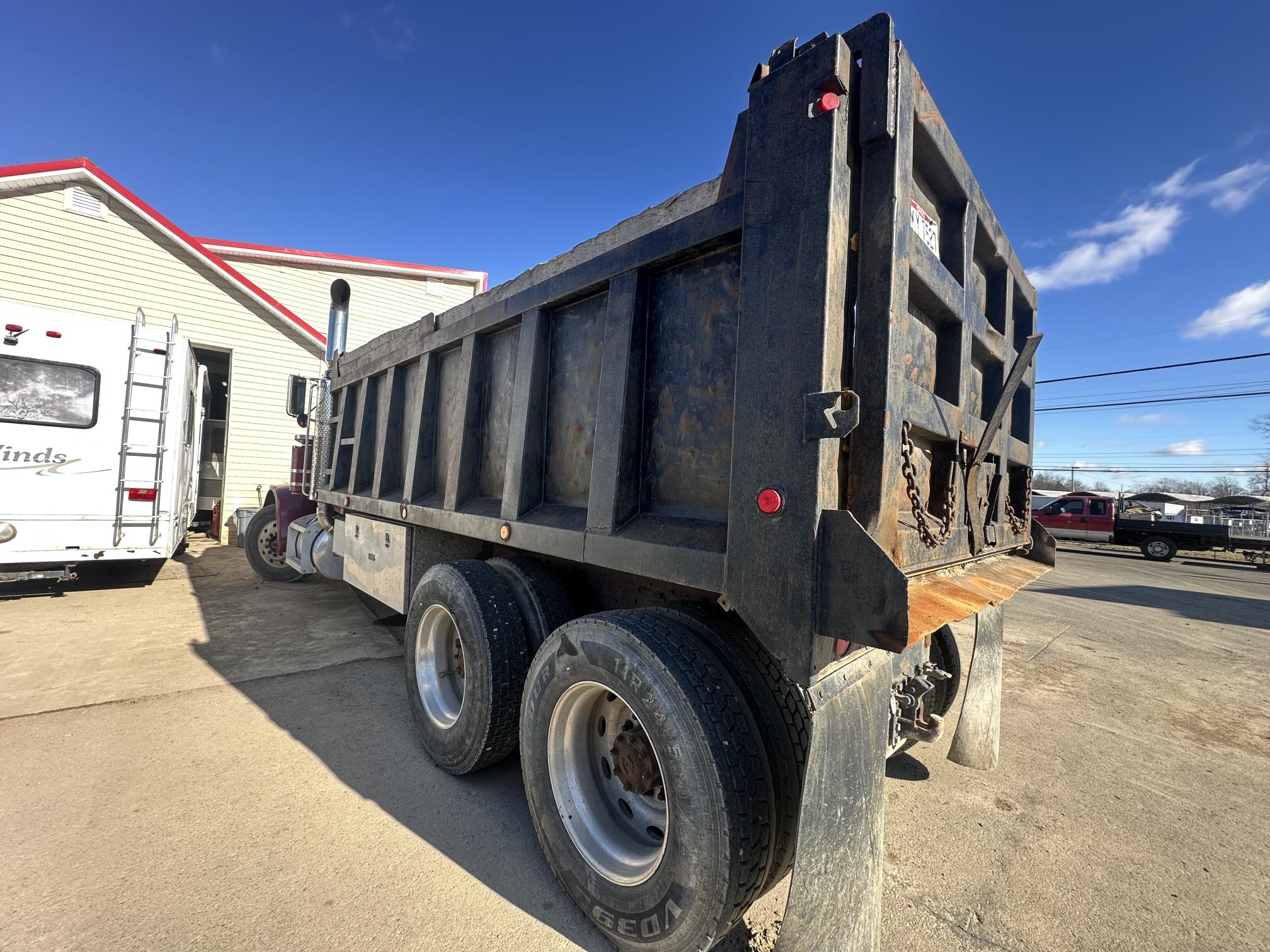 1988 PETERBILT 379 - Image 7
