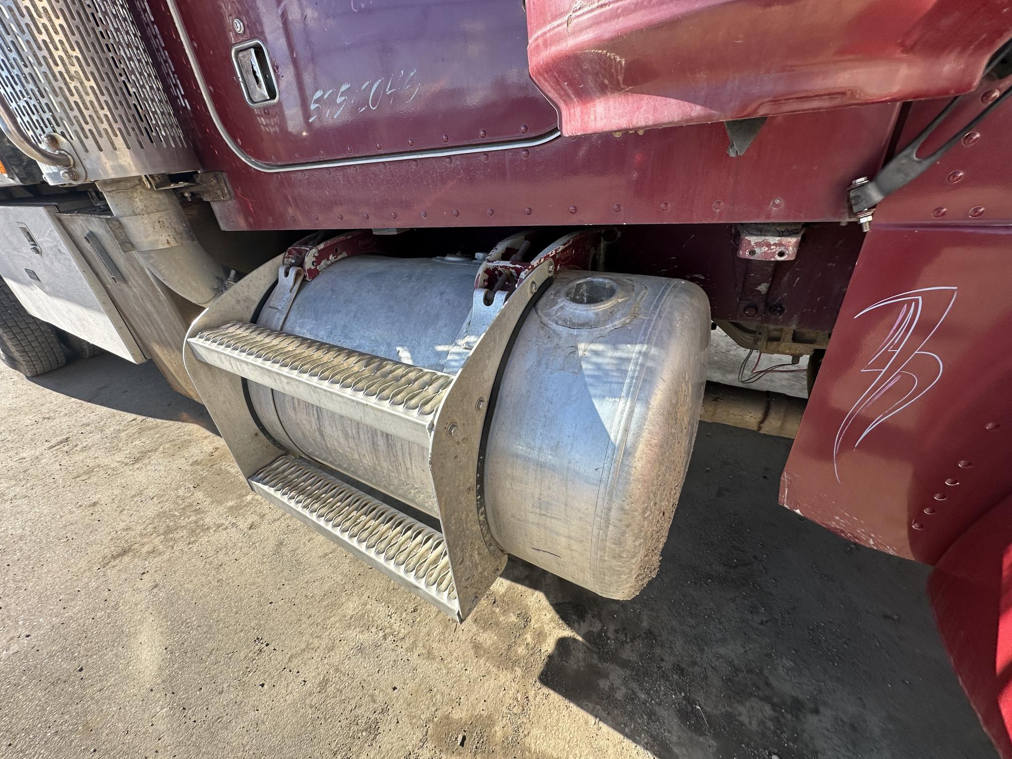 1988 PETERBILT 379 - Image 29