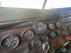 1988 PETERBILT 379 - Image 38