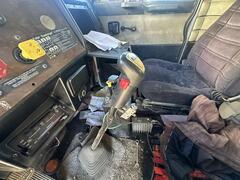 1988 PETERBILT 379 - Image 40