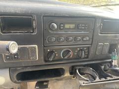 2006 FORD F650 - Image 28