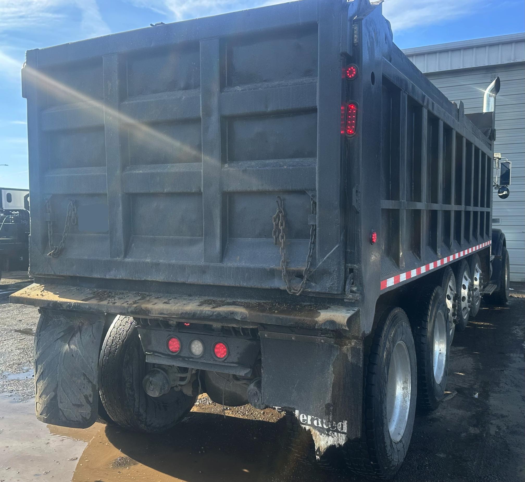 2006 KENWORTH T800 - Image 10