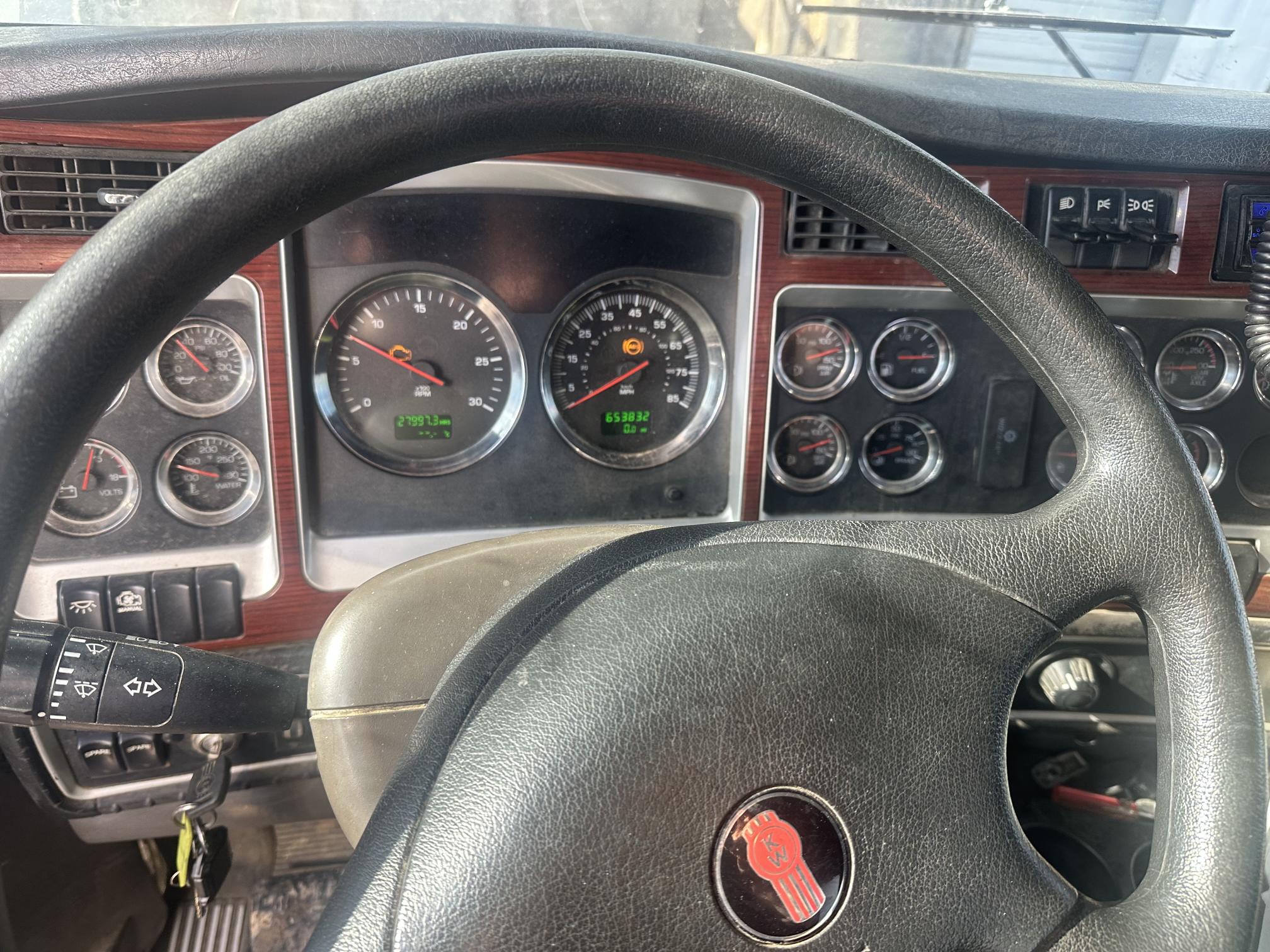 2006 KENWORTH T800 - Image 46