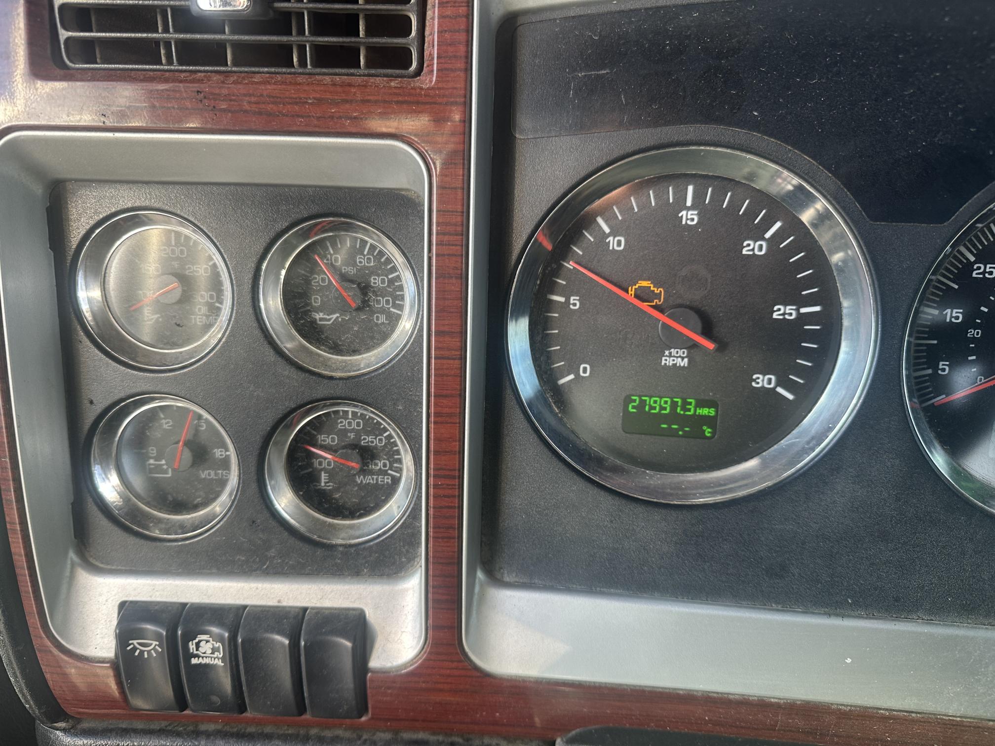 2006 KENWORTH T800 - Image 47