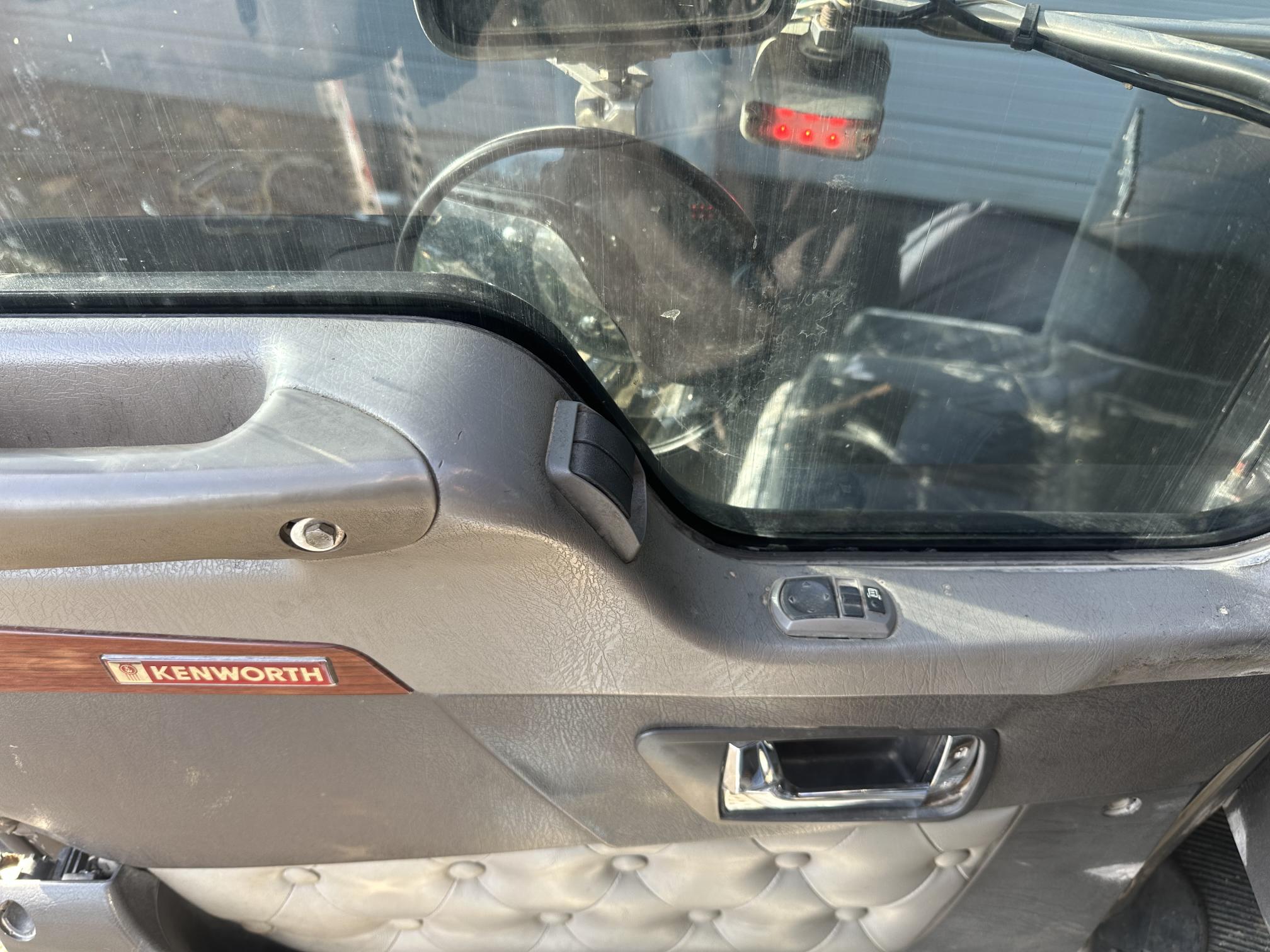 2006 KENWORTH T800 - Image 42