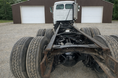 2004 STERLING L9500 - Image 4