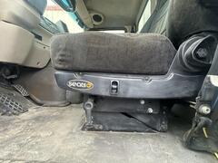 2004 STERLING L9500 - Image 15