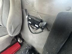 2004 STERLING L9500 - Image 22