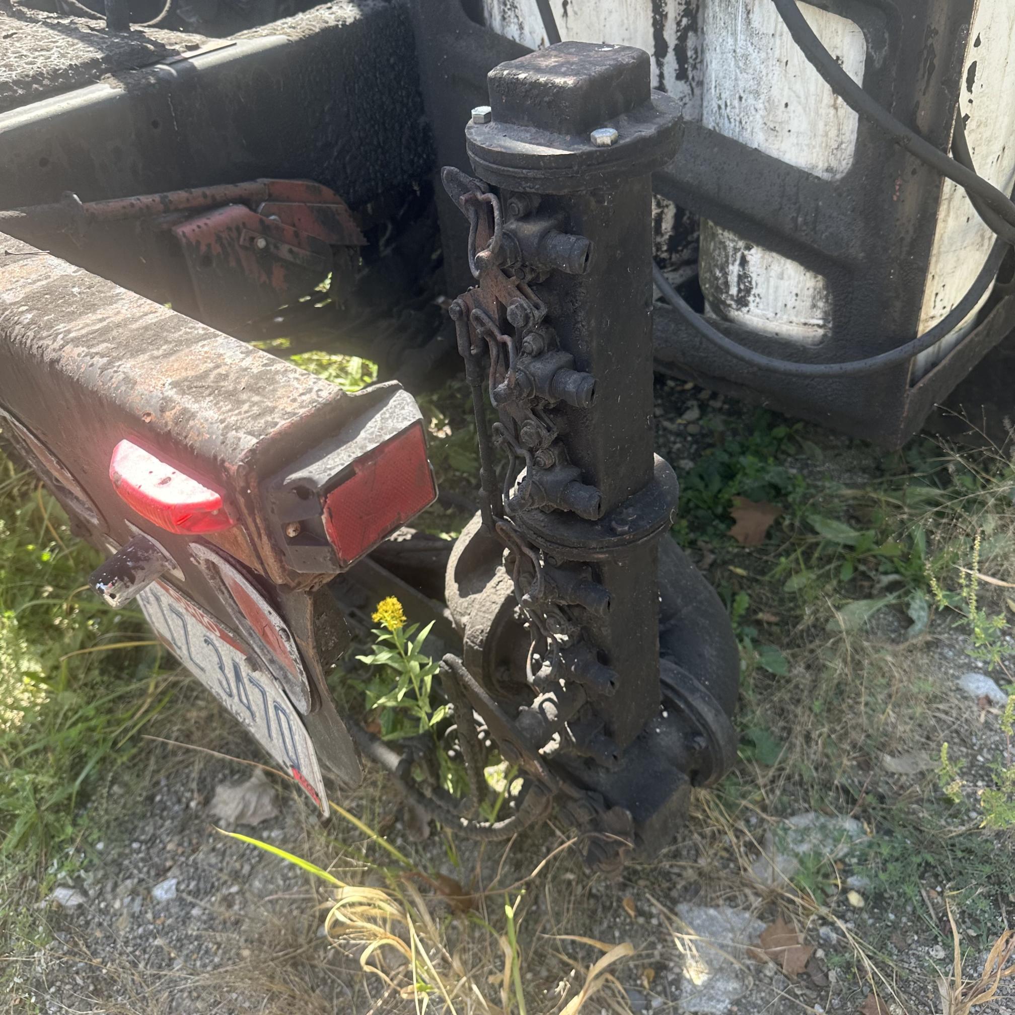 1995 PETERBILT 200 - Image 11