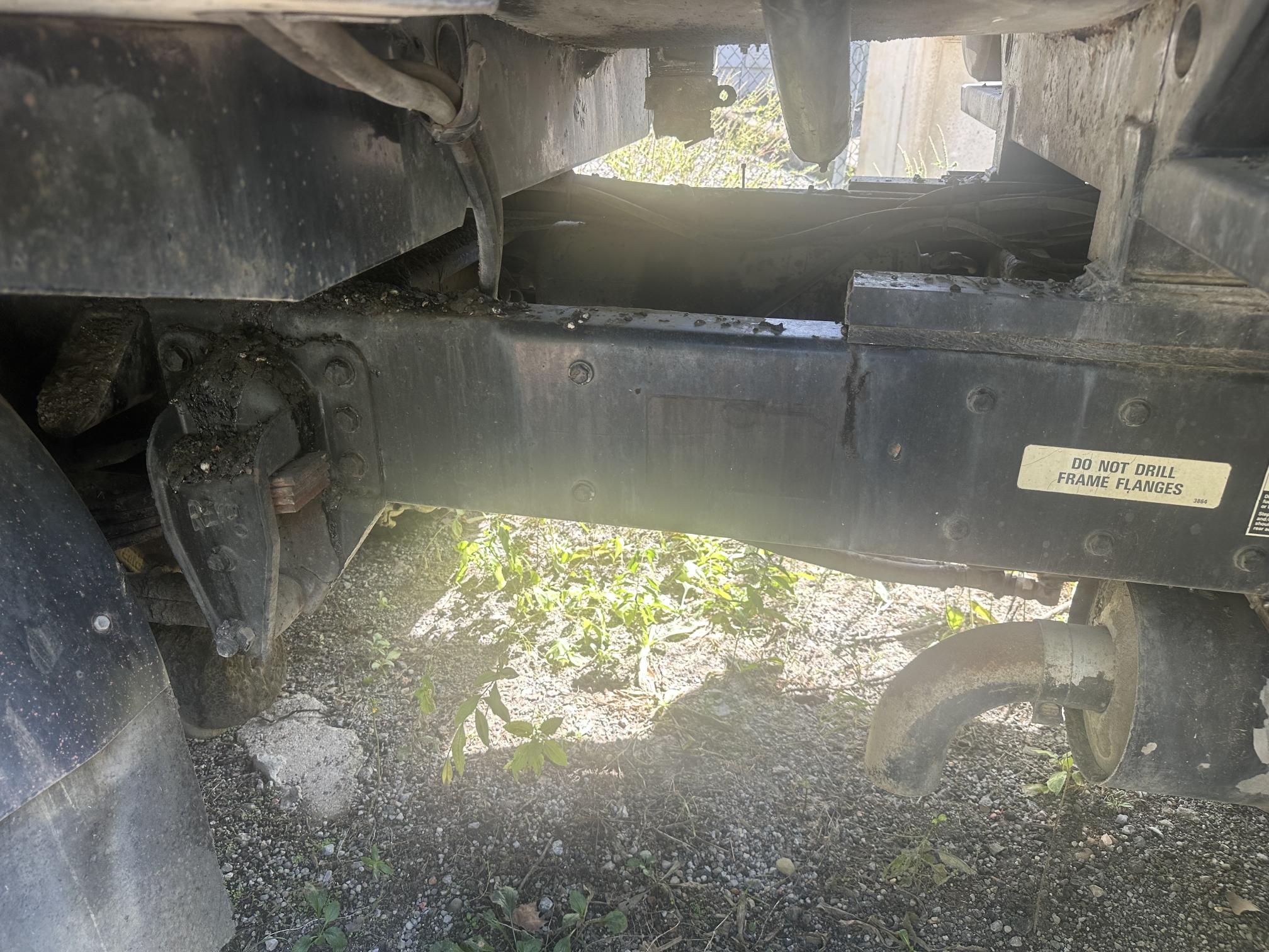 1995 PETERBILT 200 - Image 14