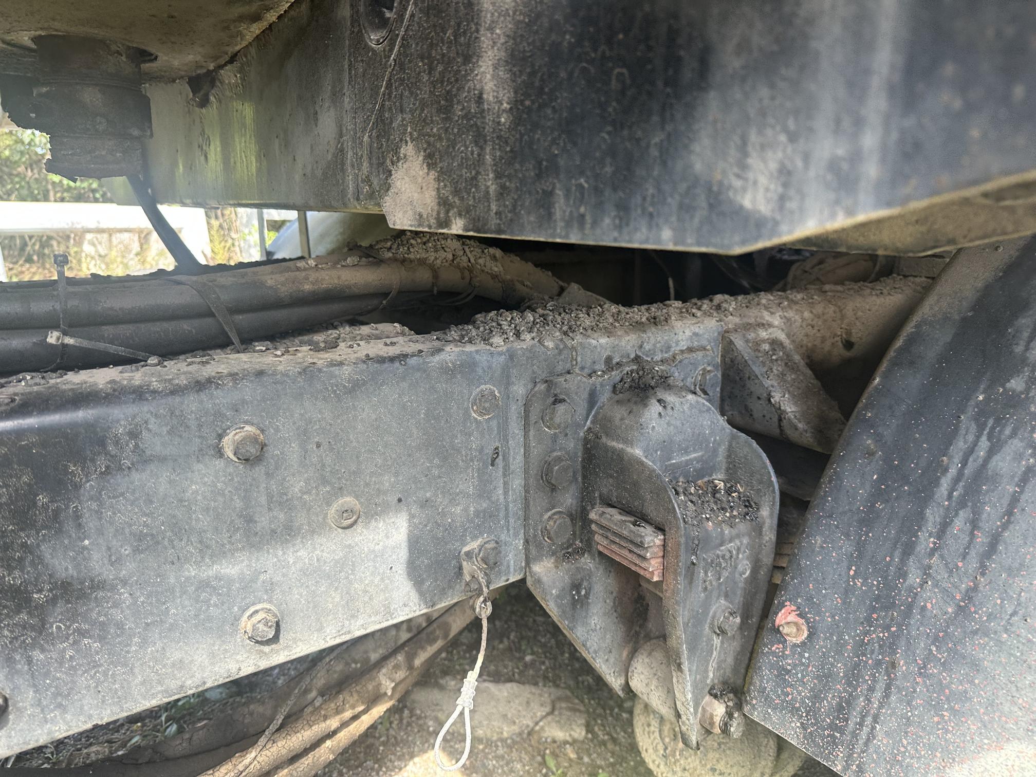 1995 PETERBILT 200 - Image 30