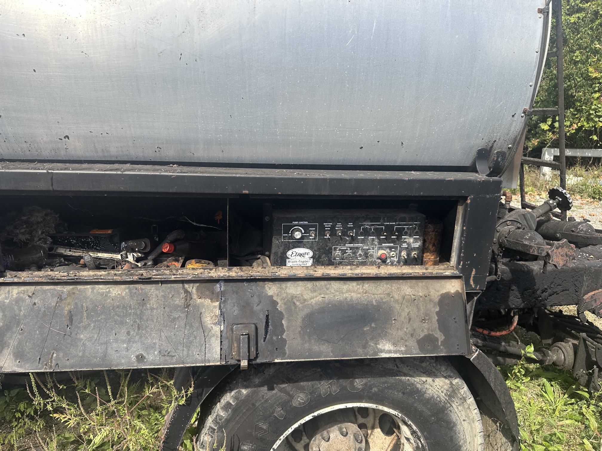 1995 PETERBILT 200 - Image 32