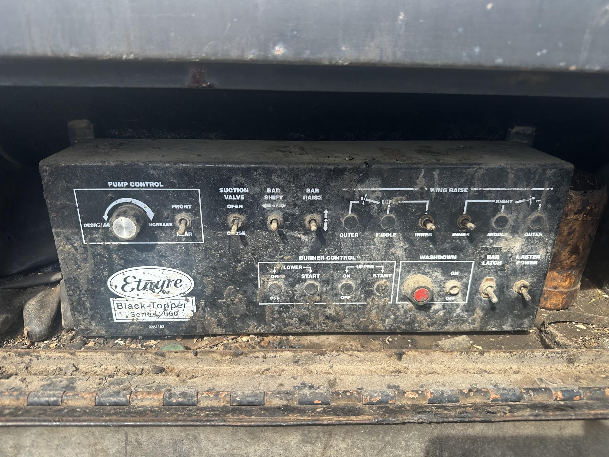 1995 PETERBILT 200 - Image 33