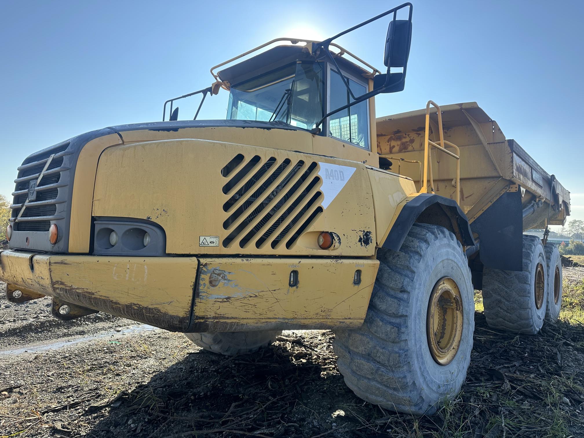 2002 VOLVO A40D - view 1 of 41