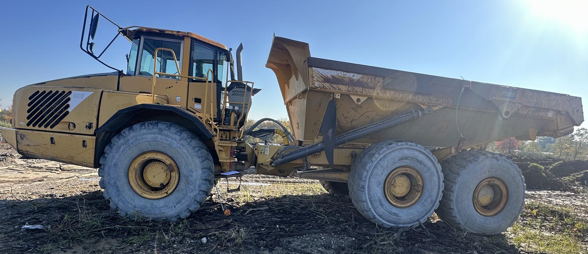 2002 VOLVO A40D - view 4 of 41