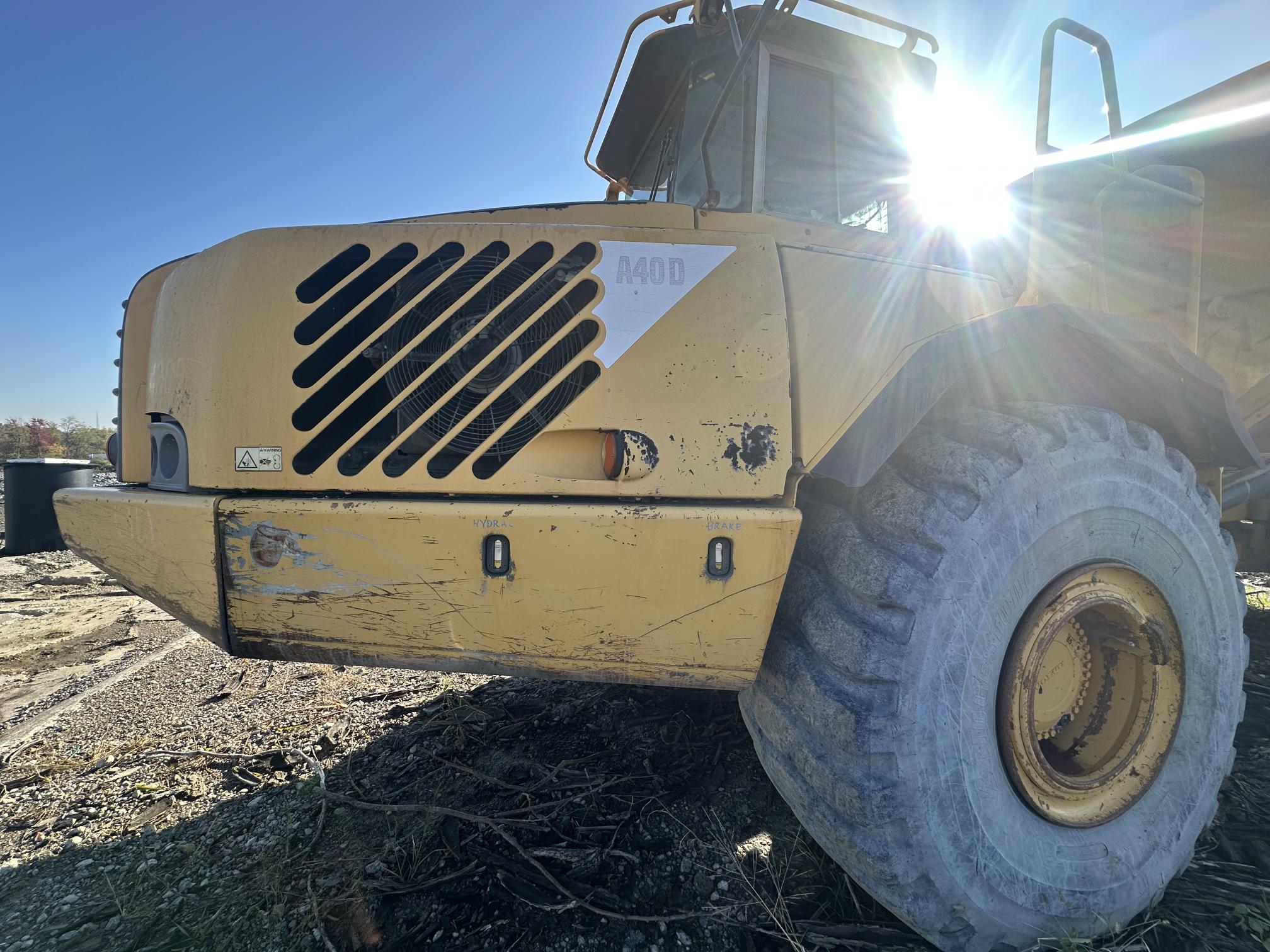 2002 VOLVO A40D - view 9 of 41