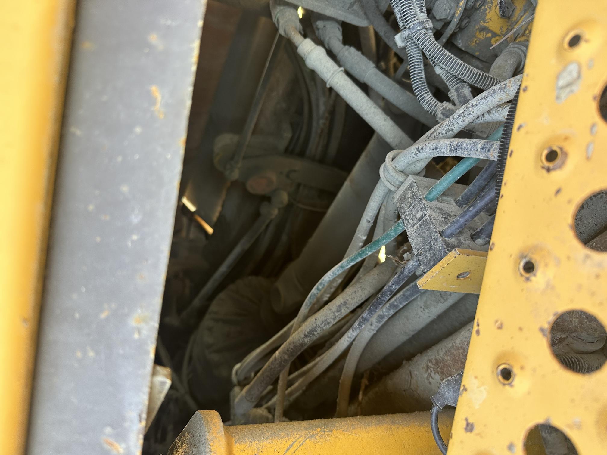 2002 VOLVO A40D - Image 24