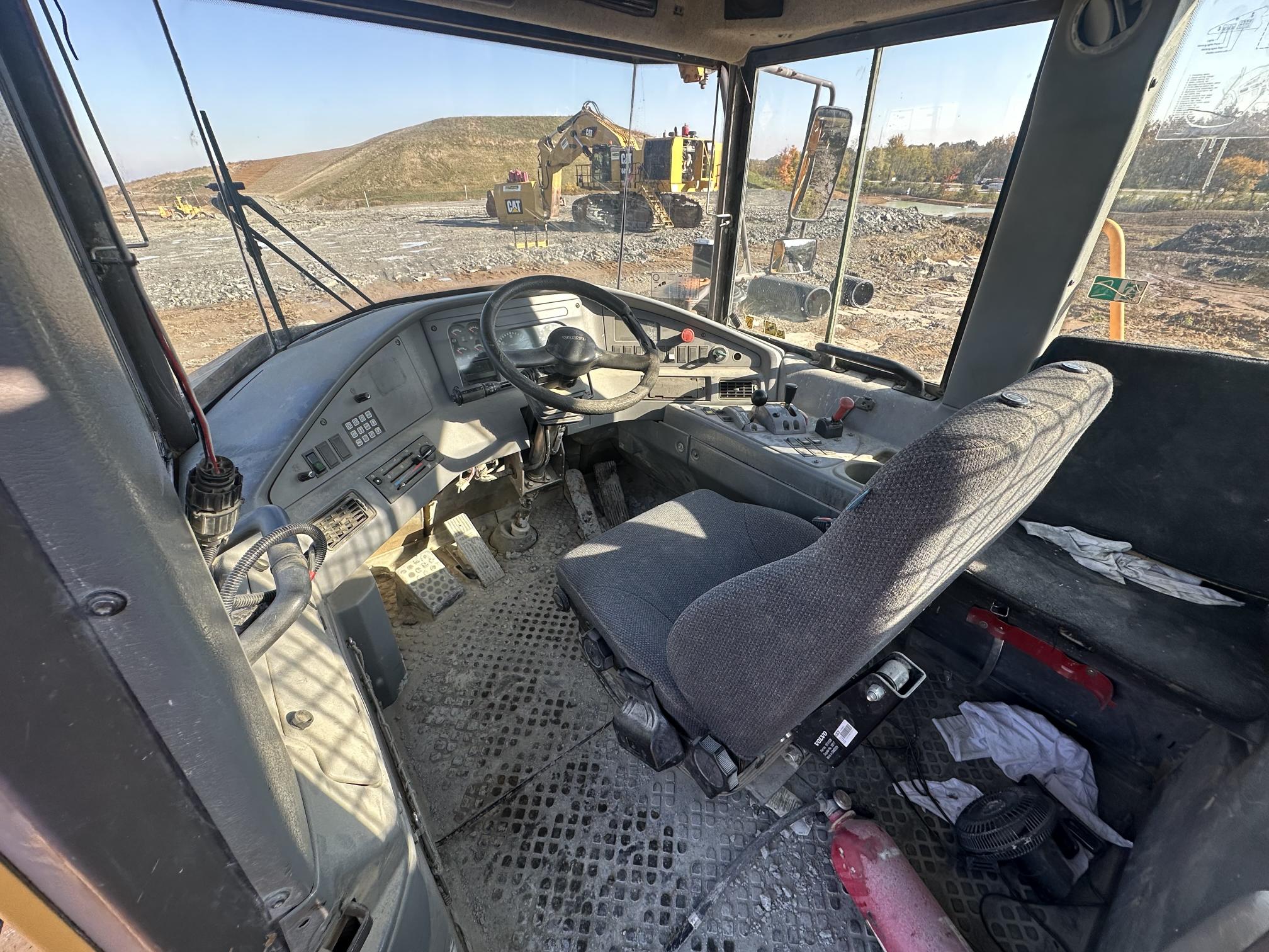 2002 VOLVO A40D - Image 33