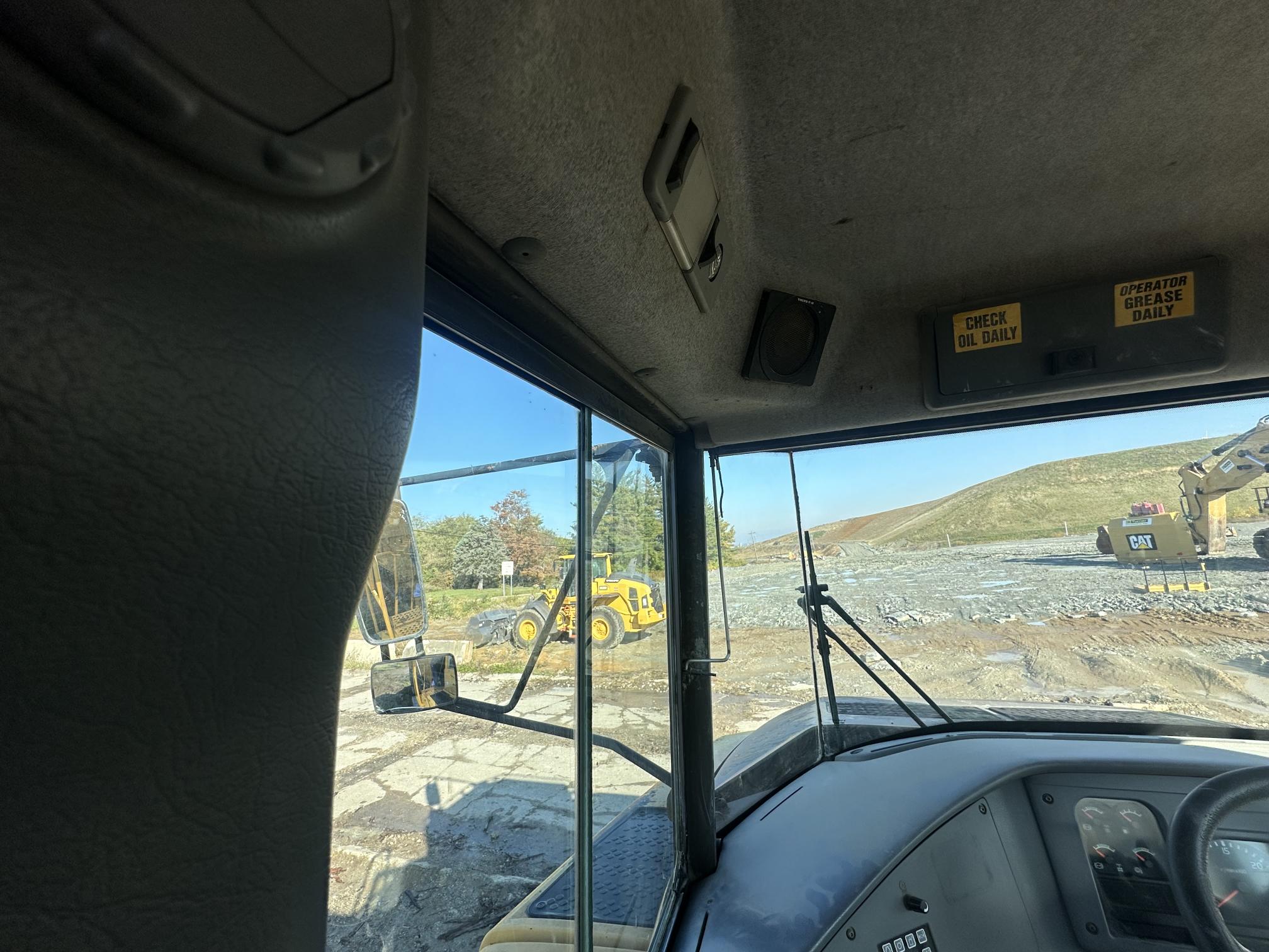 2002 VOLVO A40D - Image 34