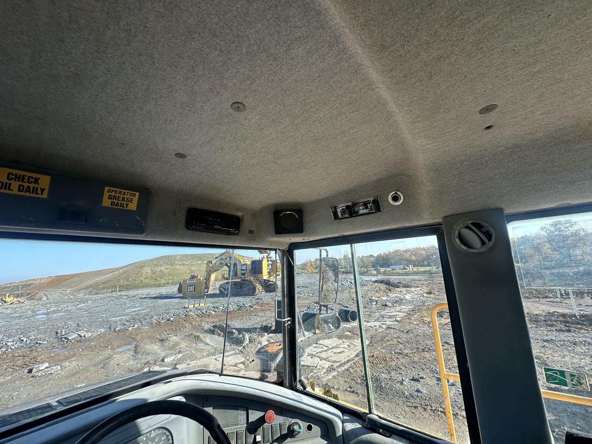 2002 VOLVO A40D - Image 35