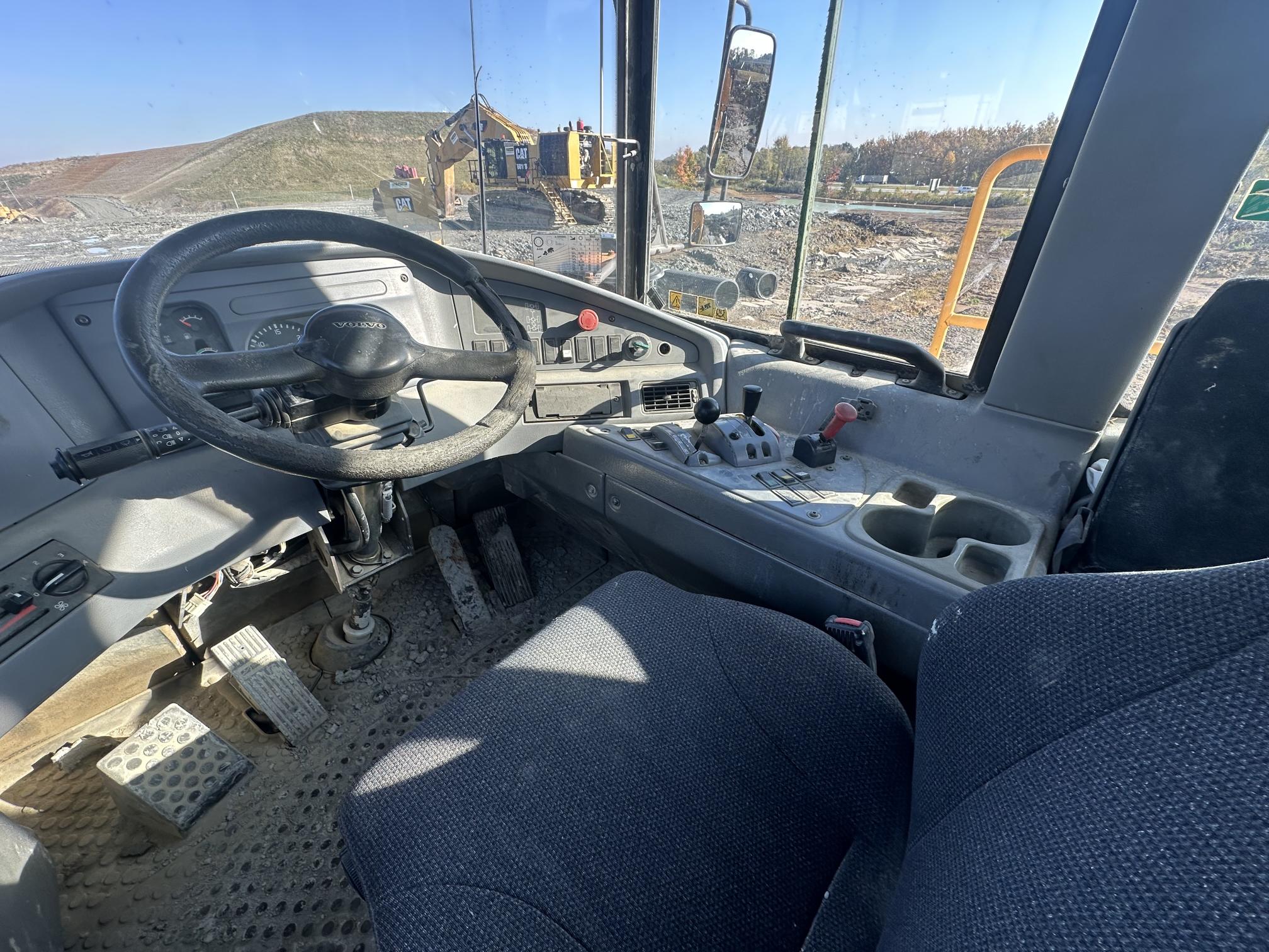 2002 VOLVO A40D - Image 37