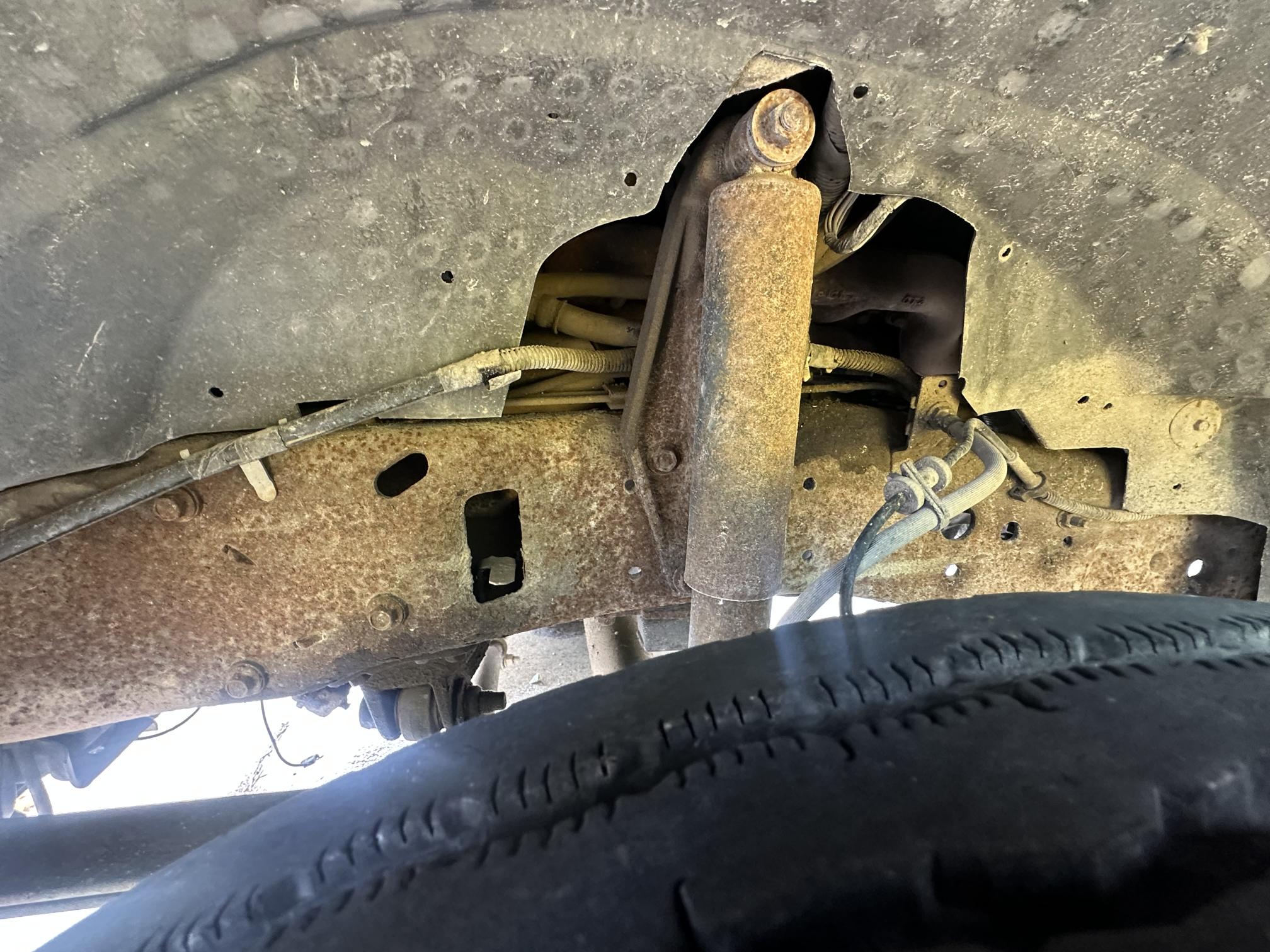 2002 FORD F550 - Image 11