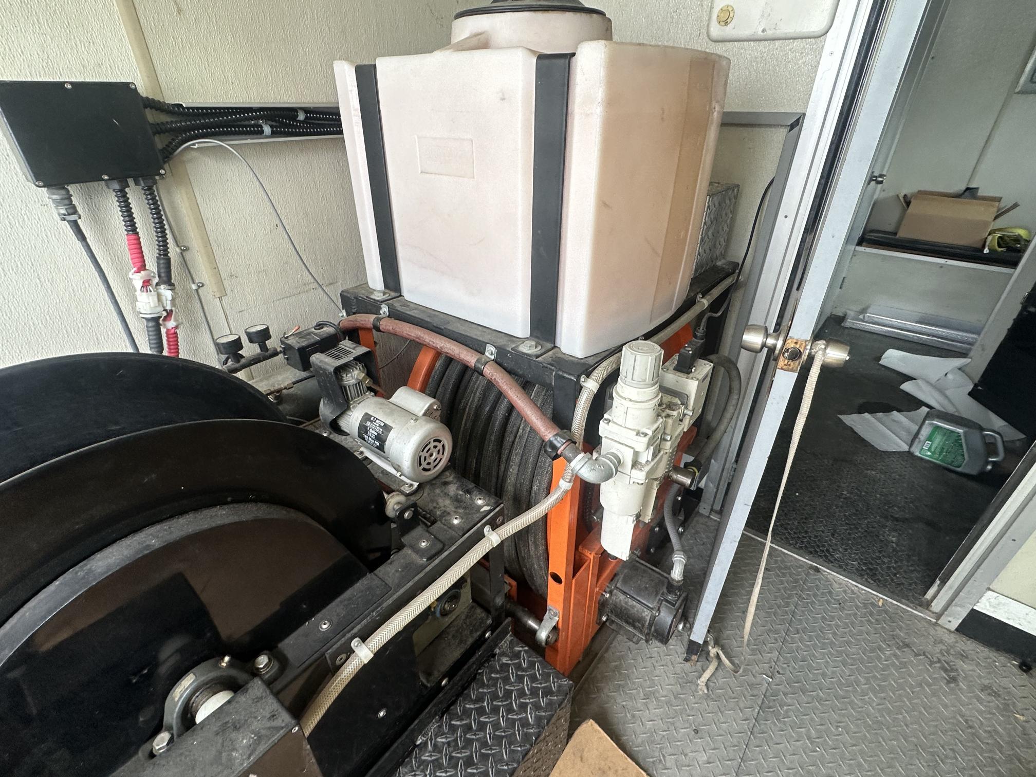 2002 FORD F550 - Image 27