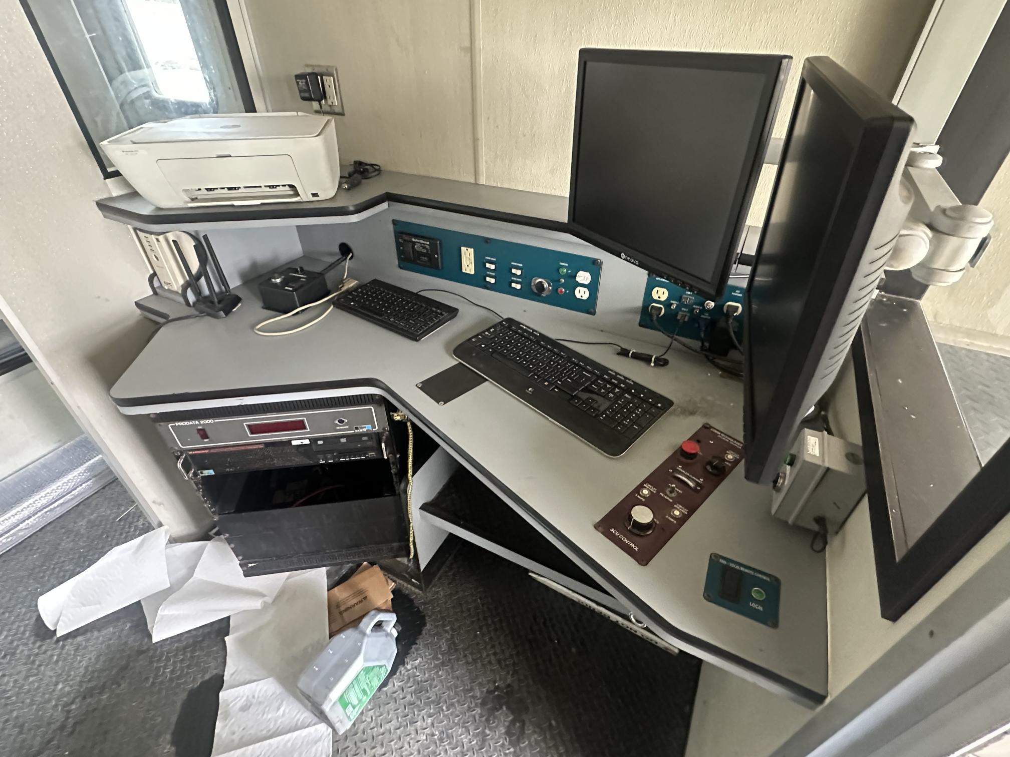 2002 FORD F550 - Image 31