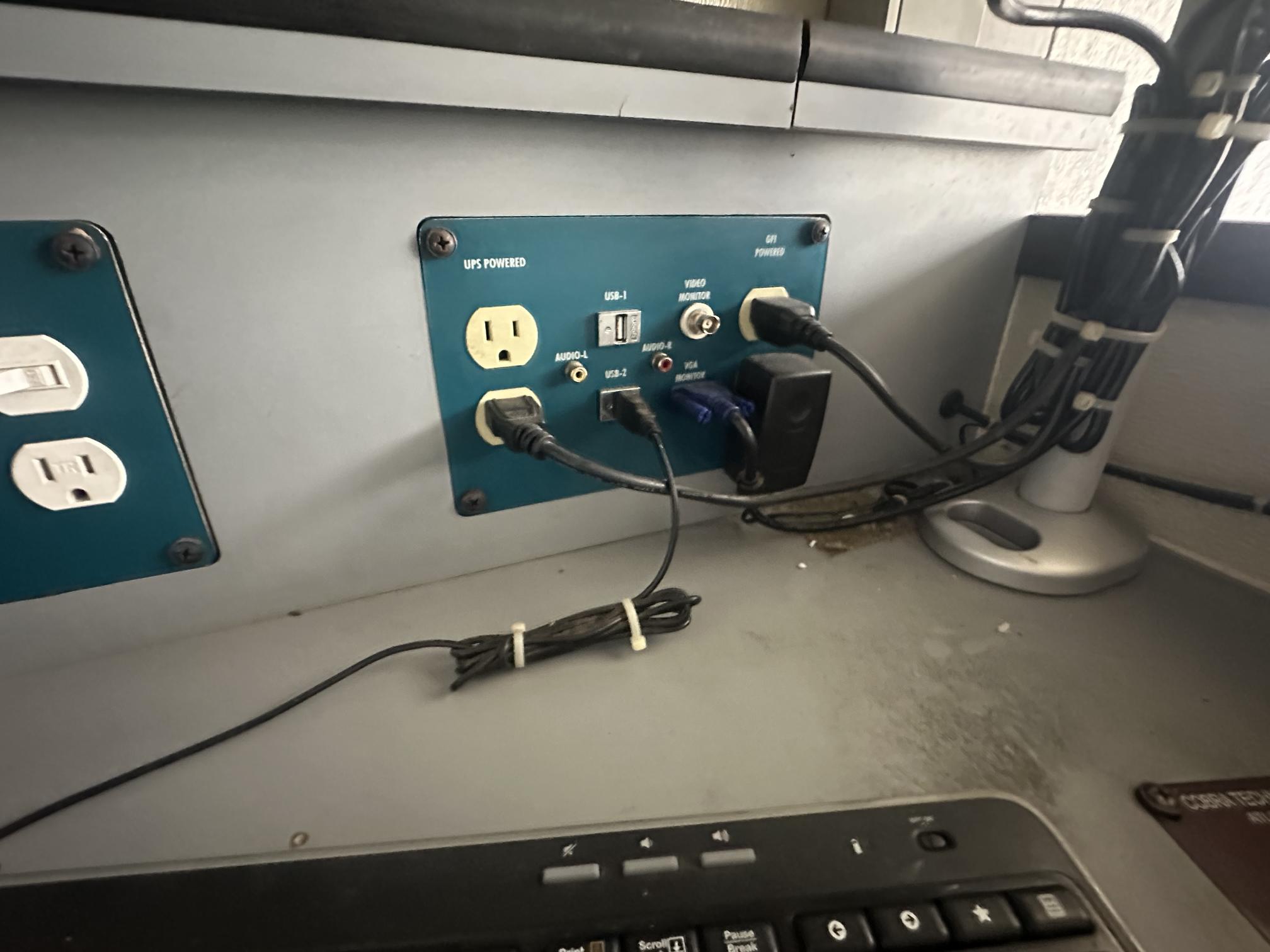 2002 FORD F550 - Image 39