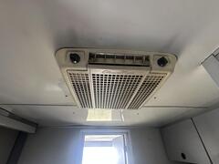 2002 FORD F550 - Image 40