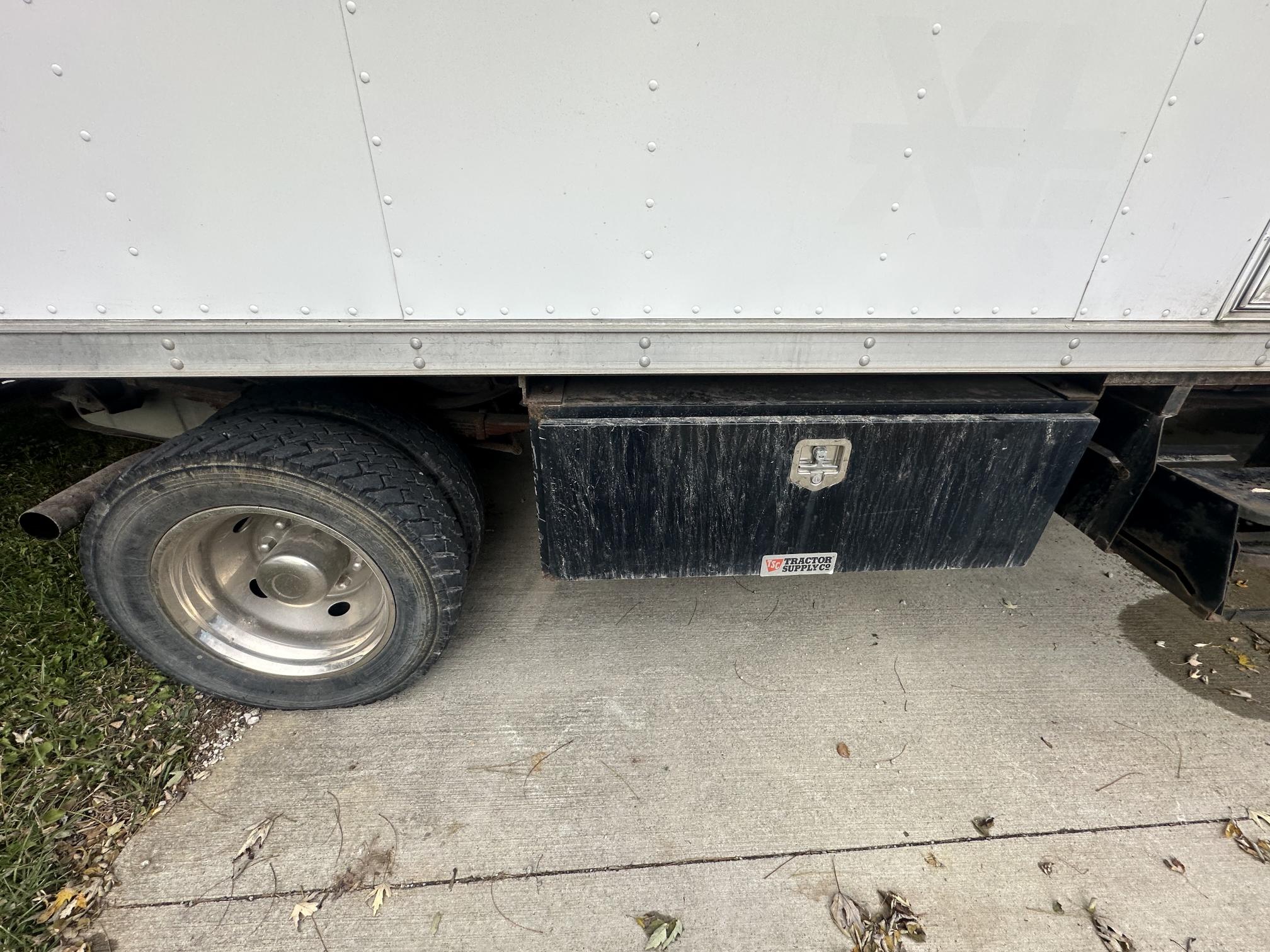 2002 FORD F550 - Image 42