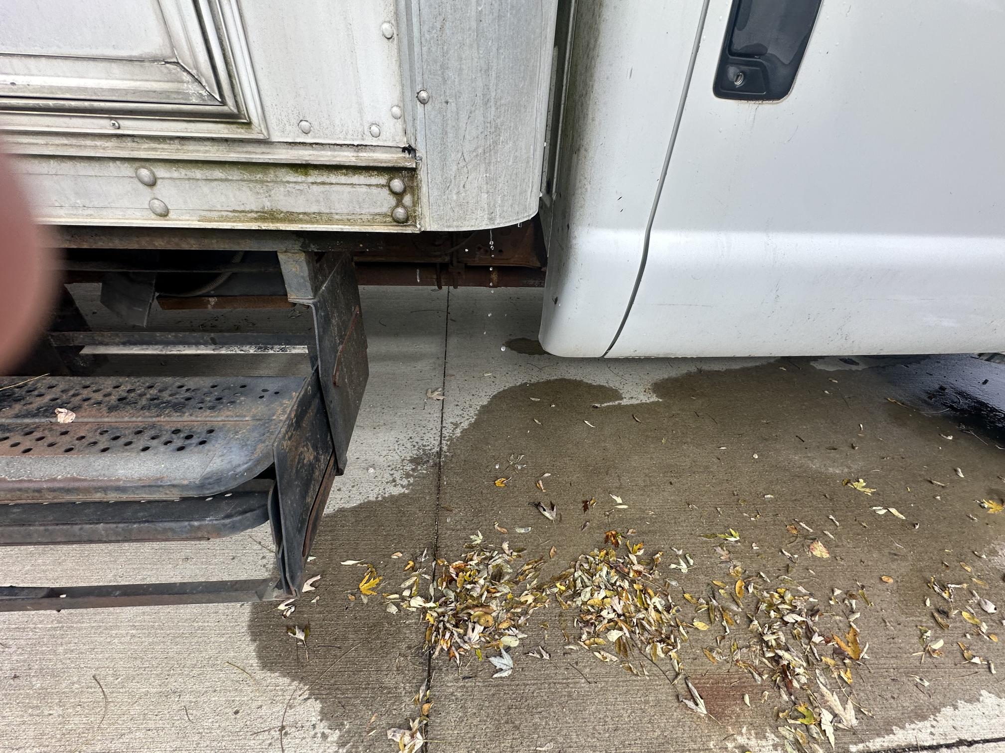 2002 FORD F550 - Image 44