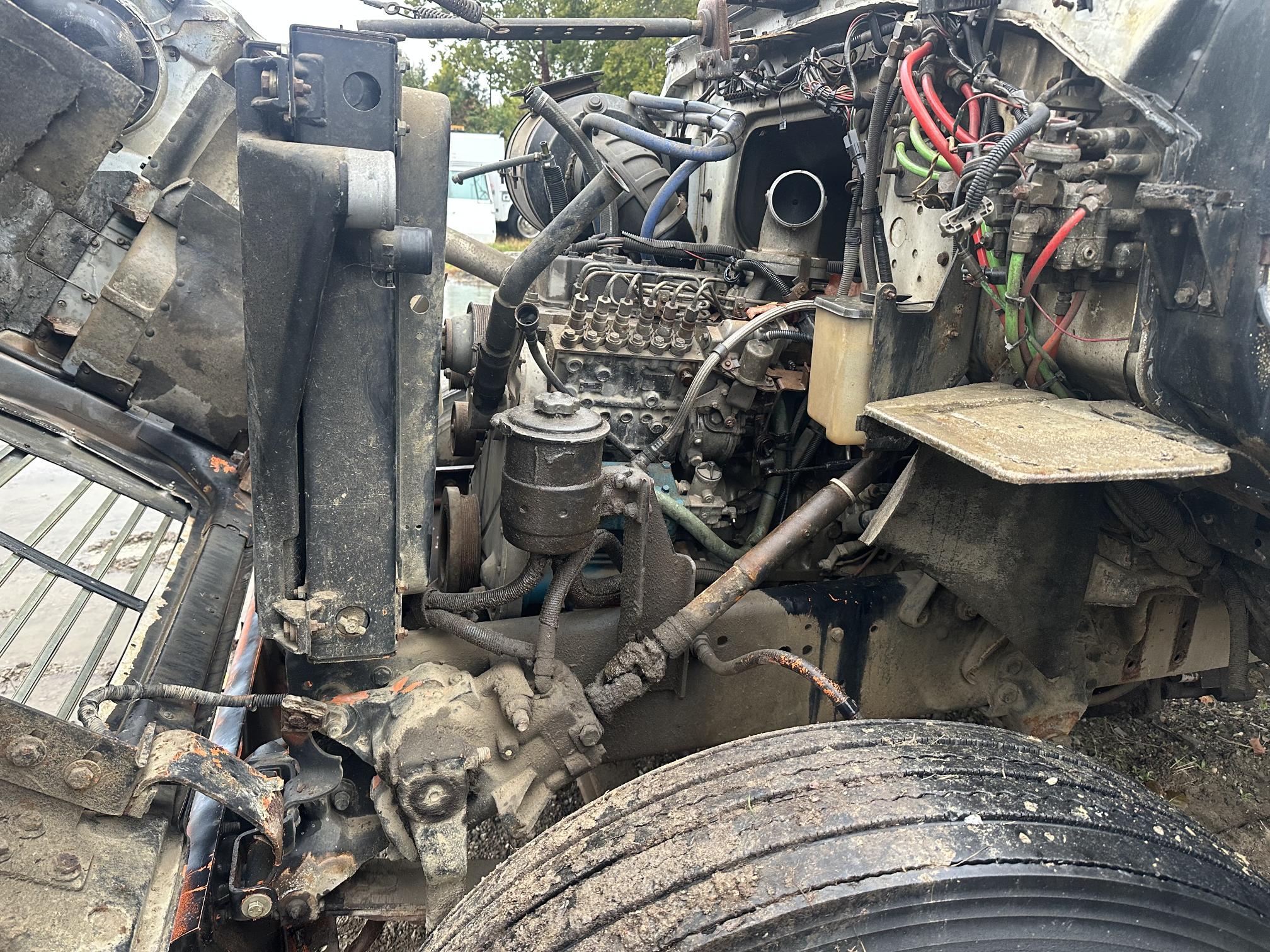 1995 FORD L8000 - view 18 of 19