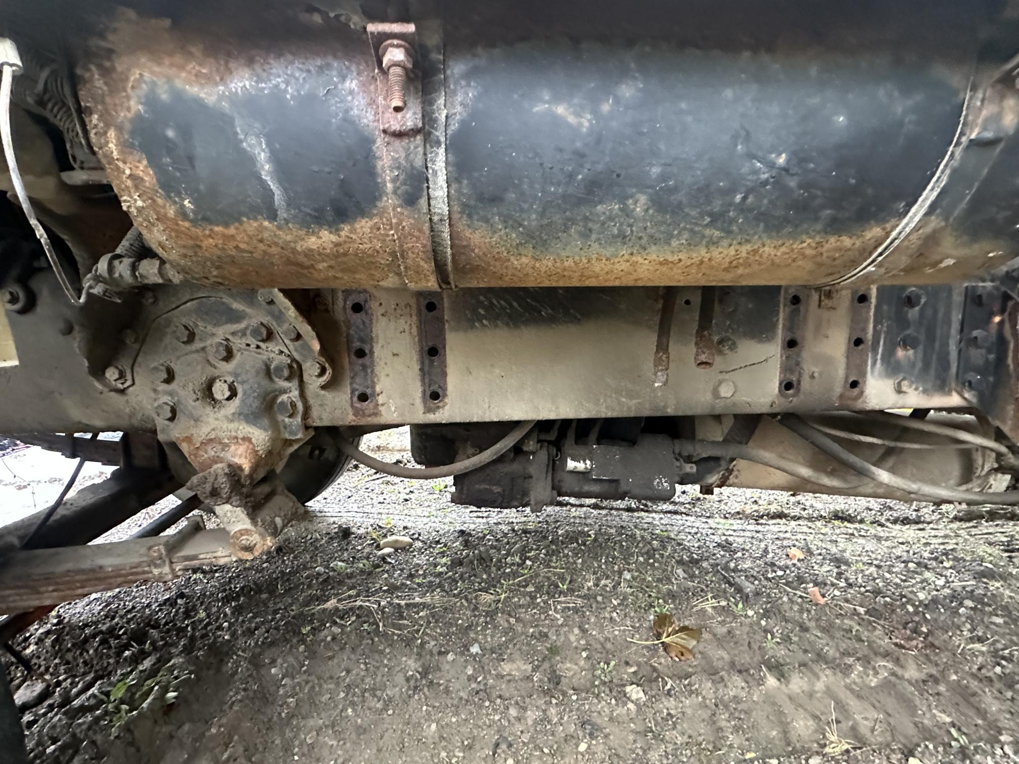 1995 FORD L8000 - Image 9