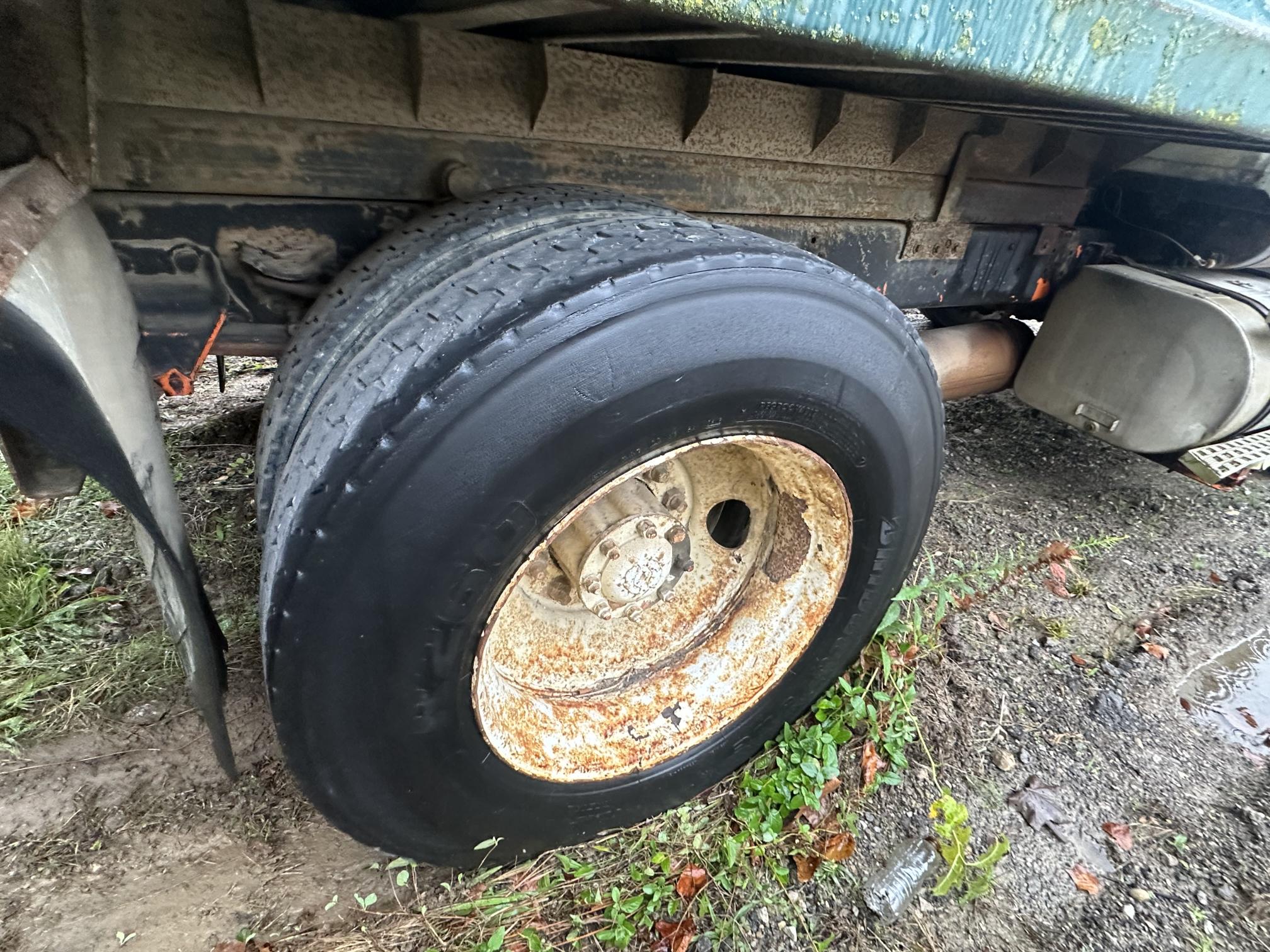 1995 FORD L8000 - Image 13