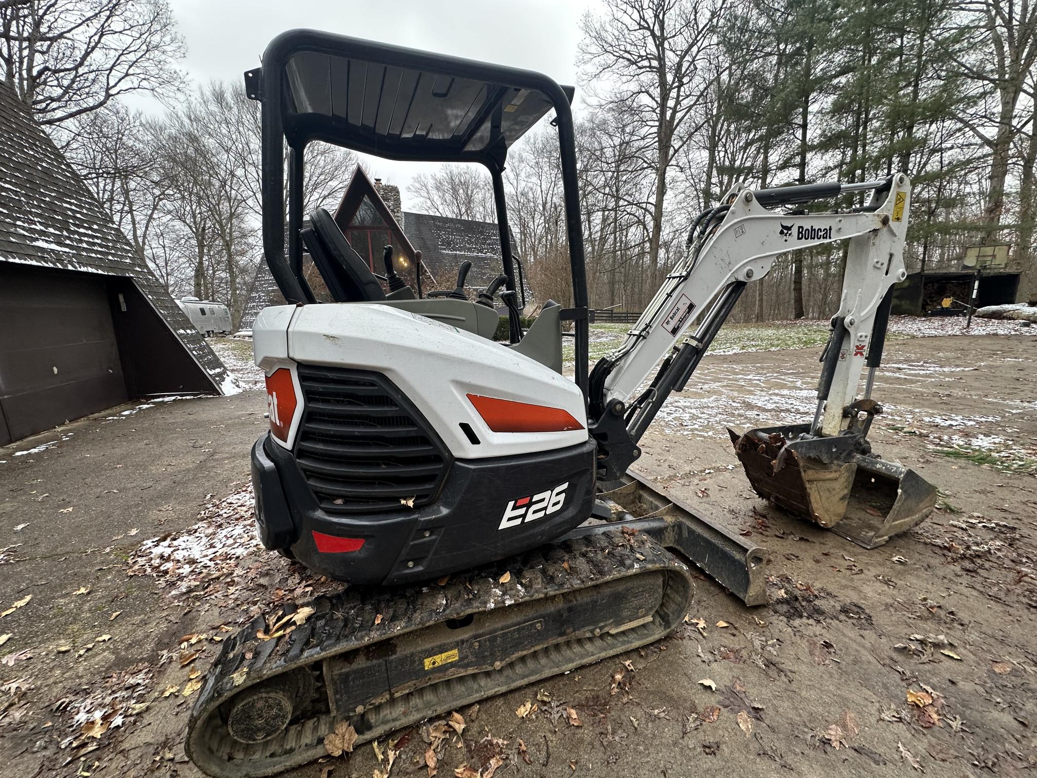 2020 BOBCAT E26 - Image 6